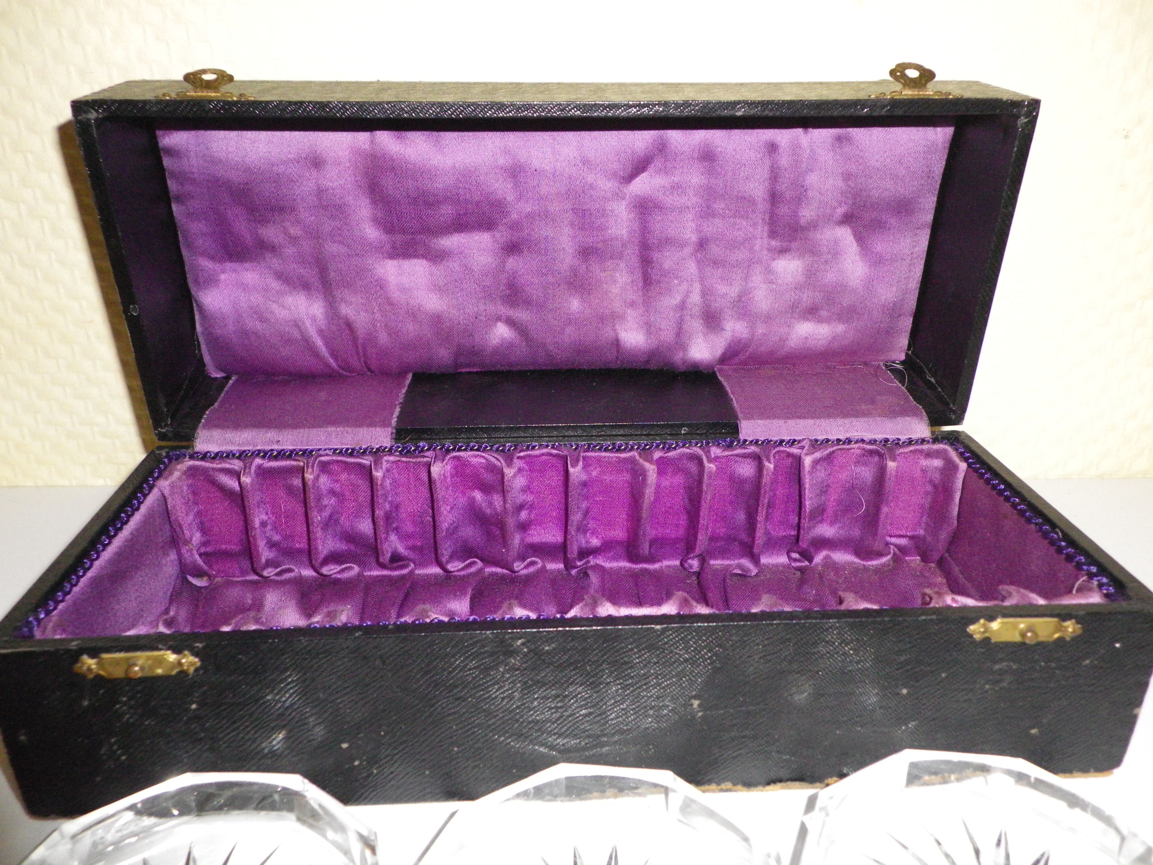 12 under crystal glasses in their original box 1950