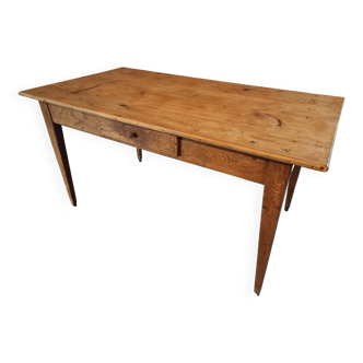 Antique farmhouse table – France, circa 1920