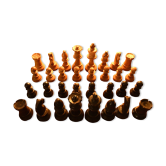 Old Staunton chess set in late nineteenth century wood
