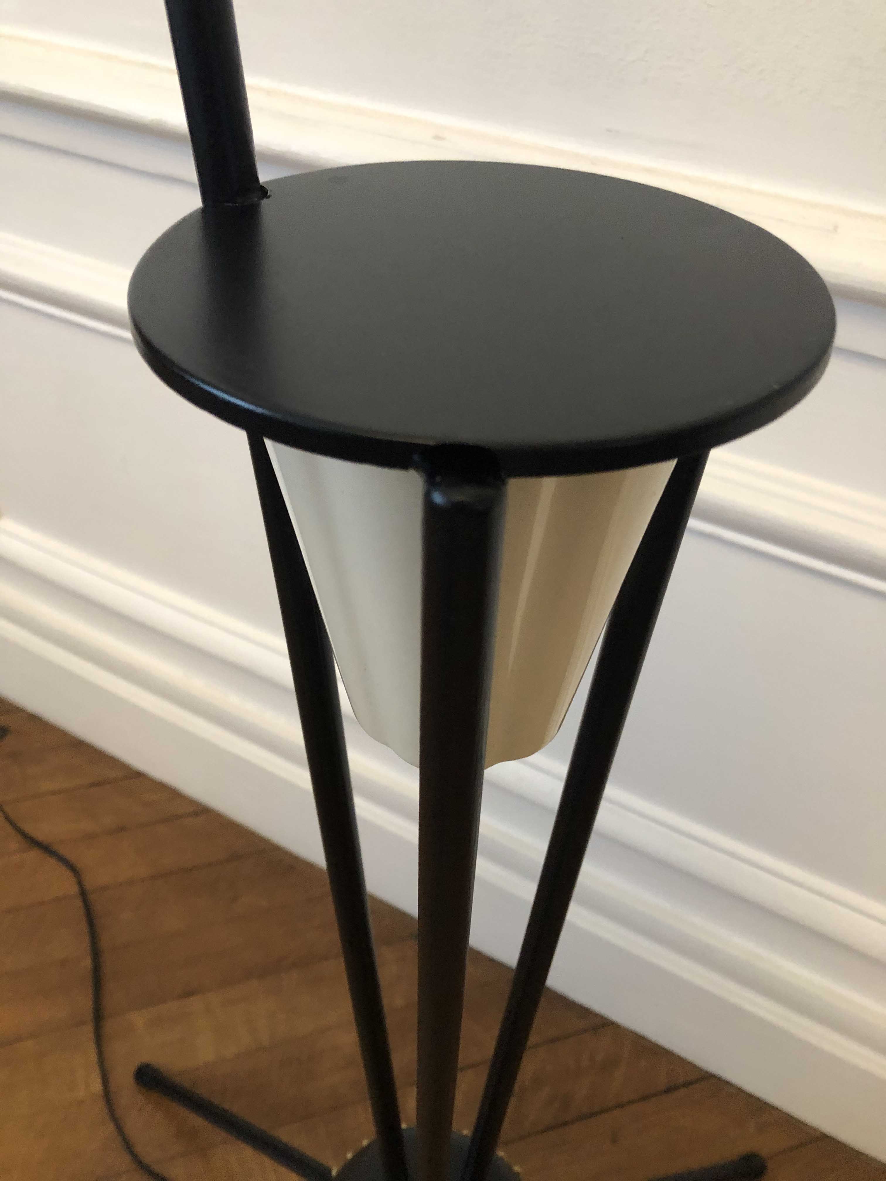 Tripod dialog lamp 1950