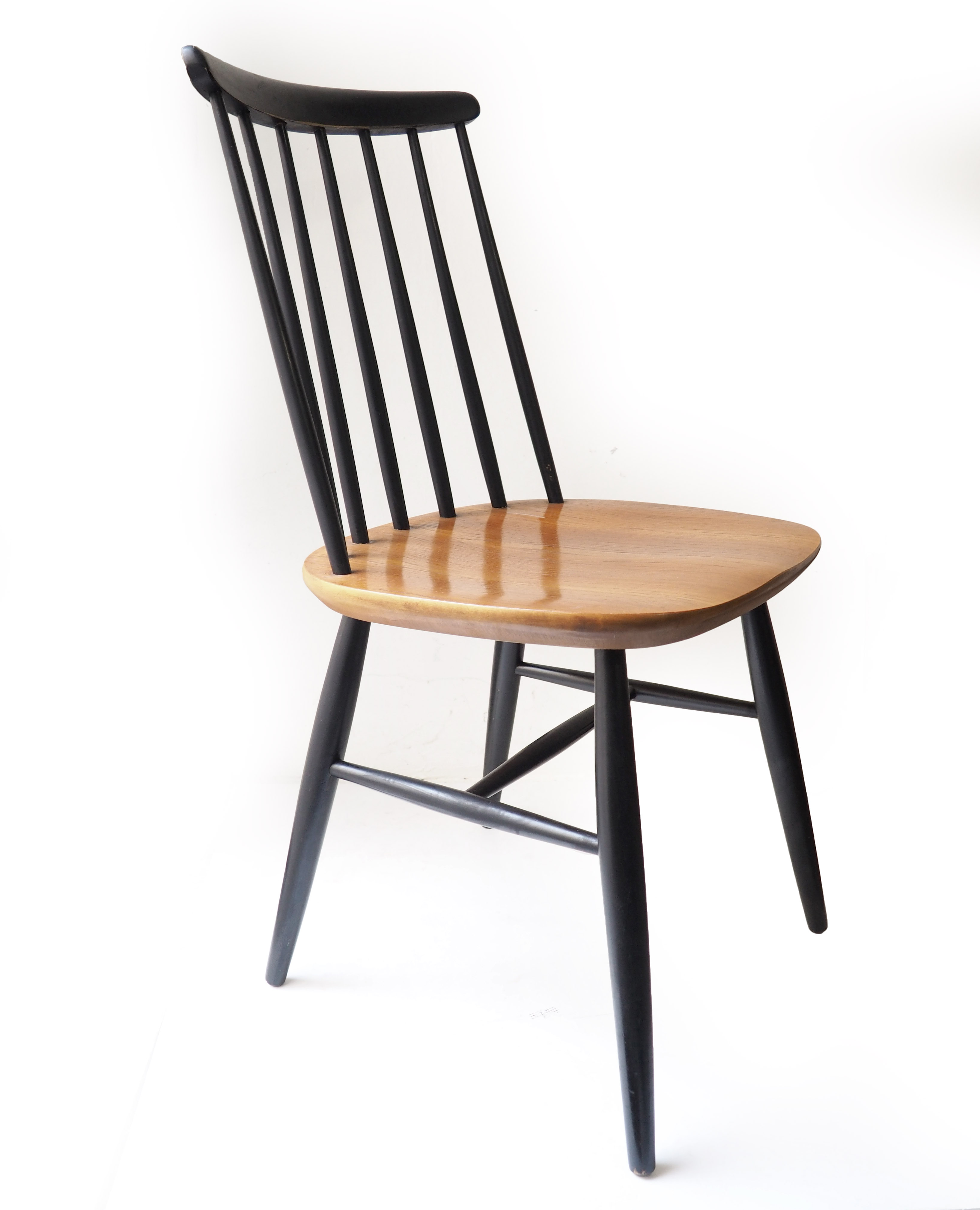 Series of 4 Scandinavian chairs