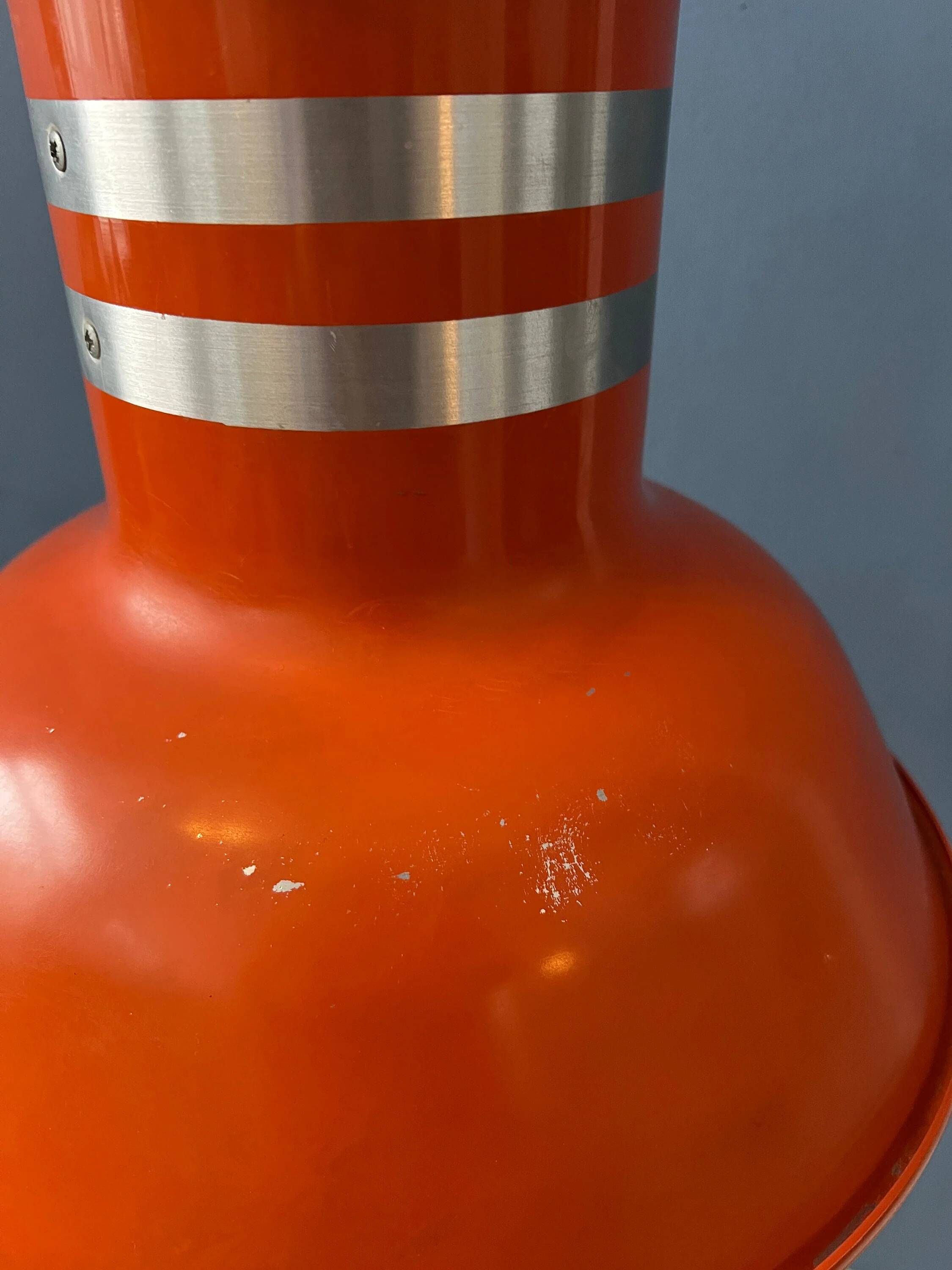 Suspension Space Age in orange/red metal