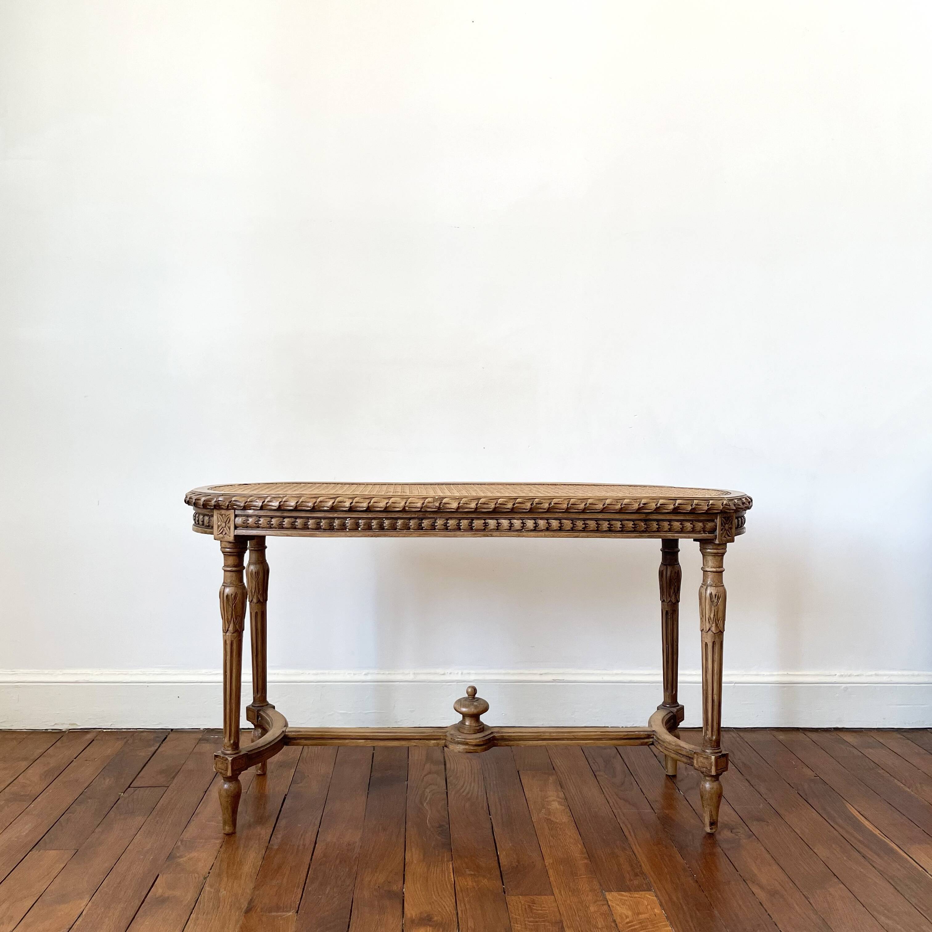 Wooden piano bench and cannage