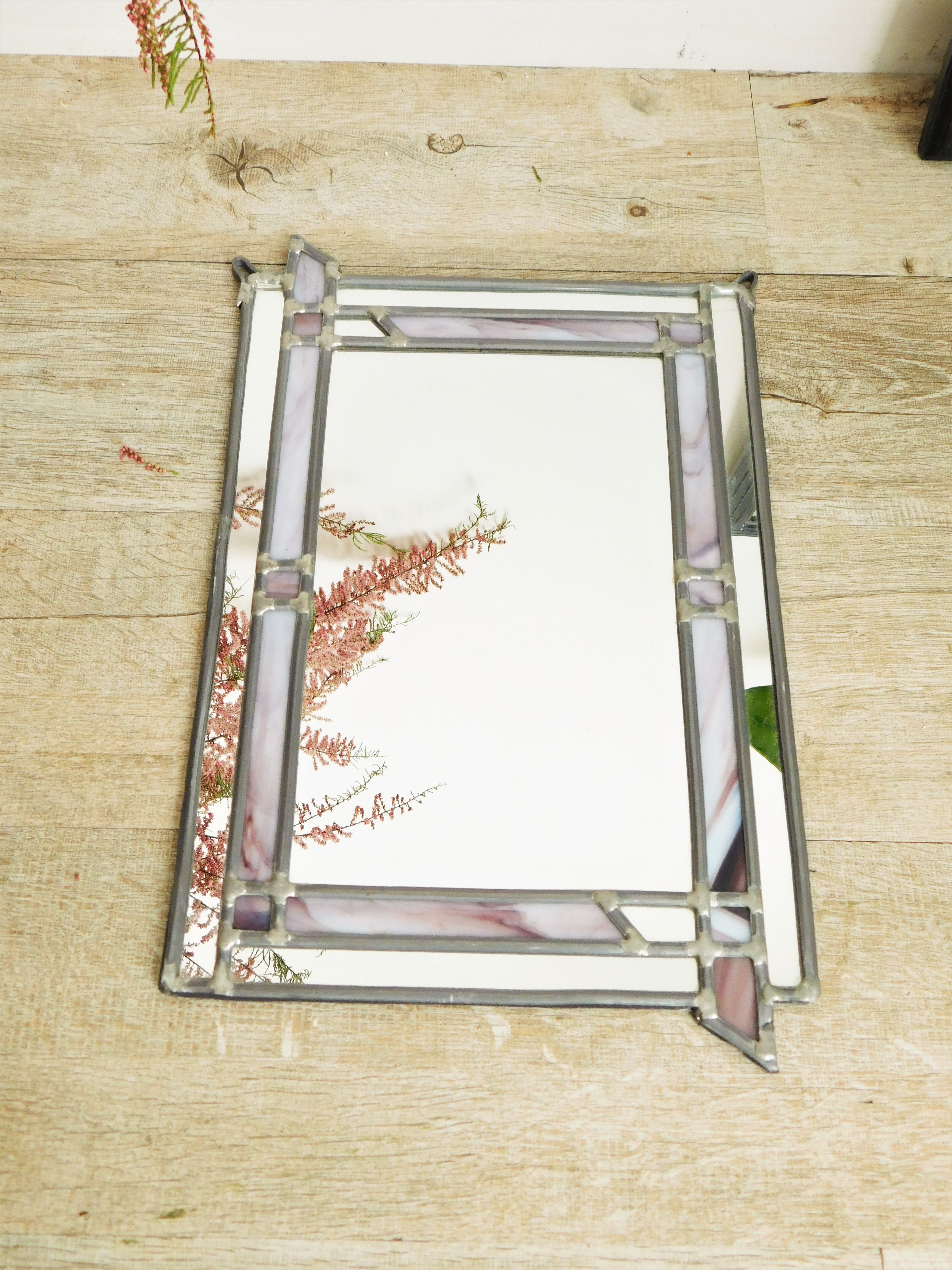 Mirror art deco to connector