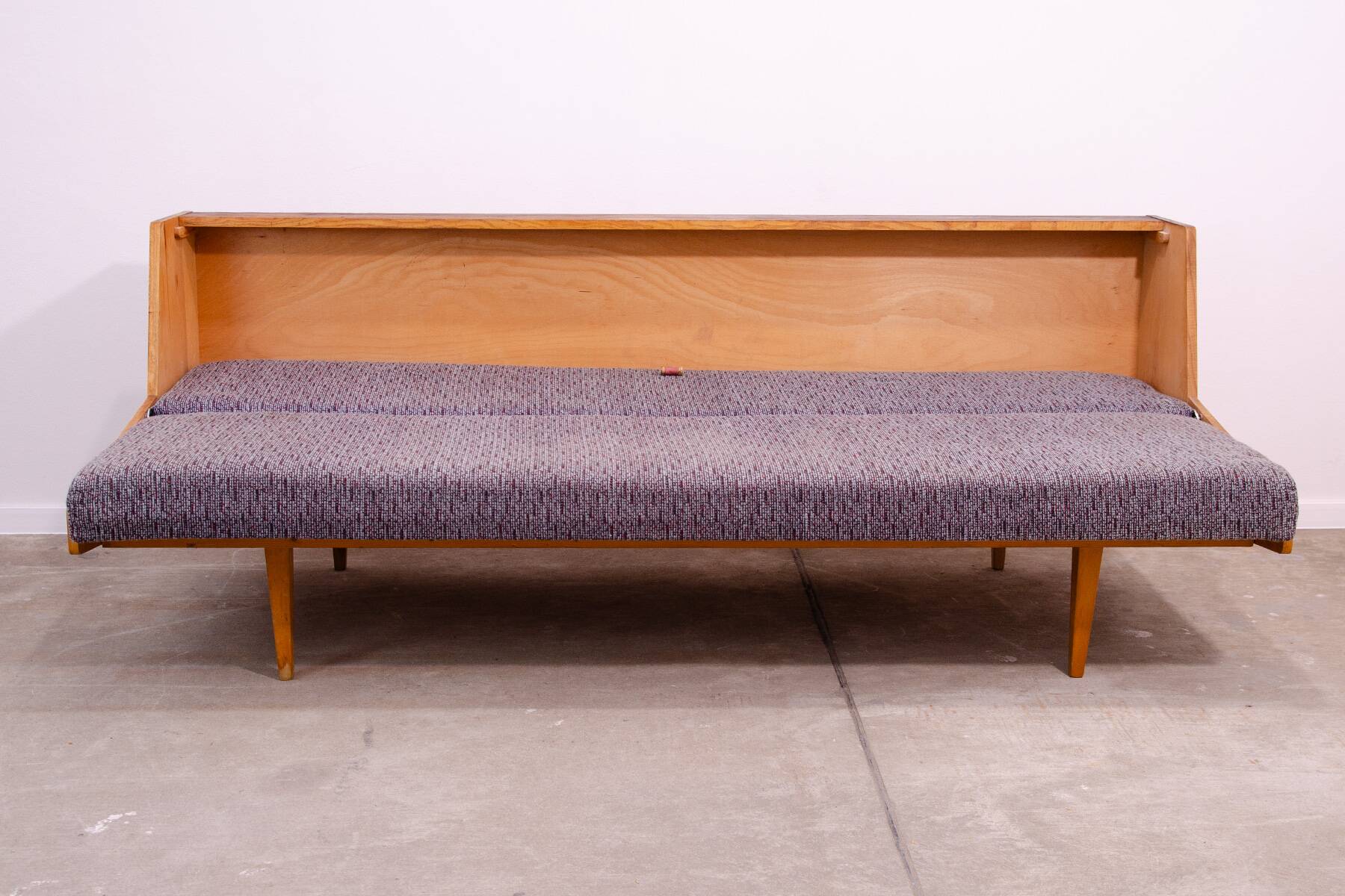 Canapé-lit pliant vintage par Tatra Nabytok, 1970, Tchécoslovaquie
