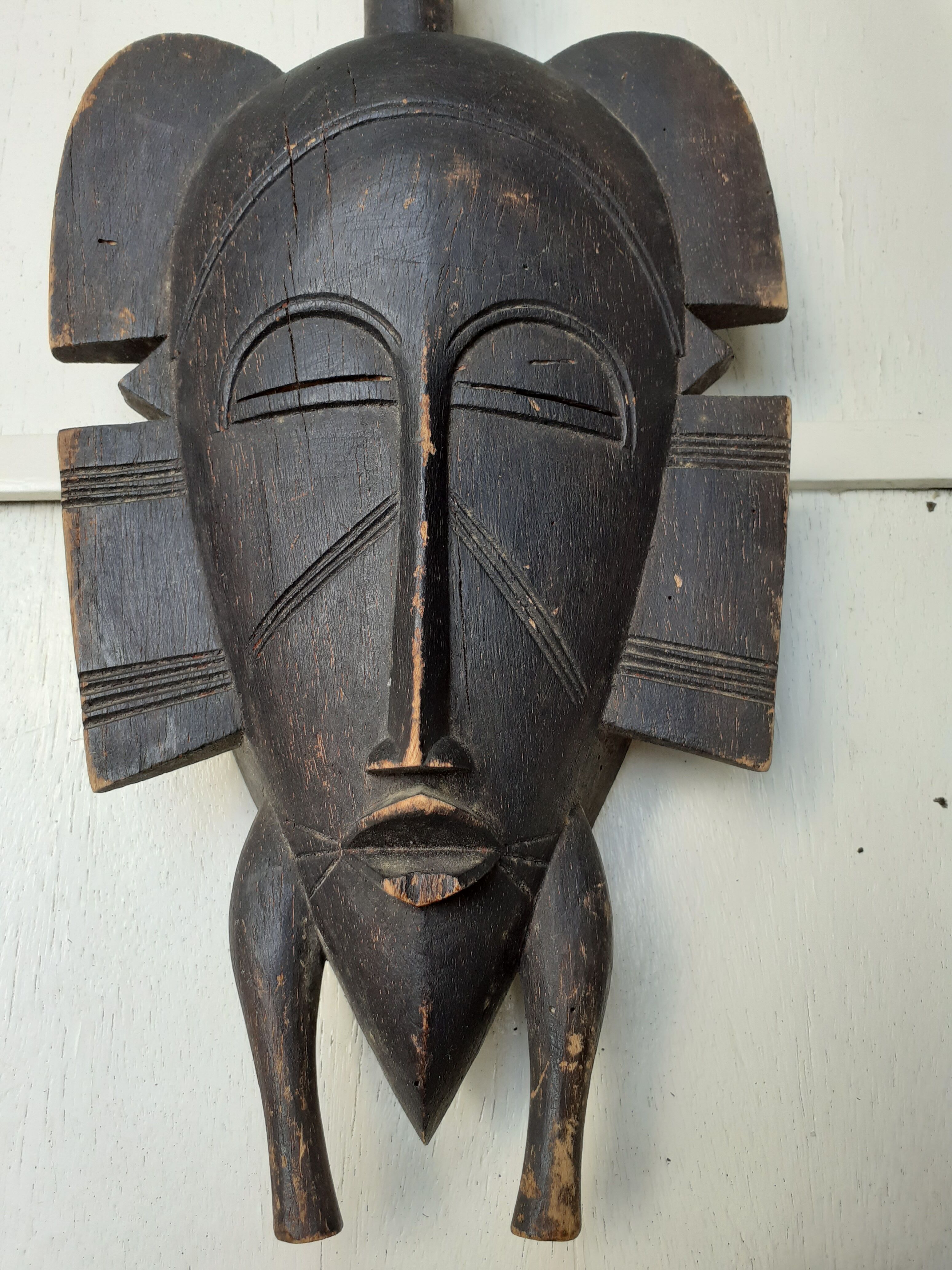 African mask with head