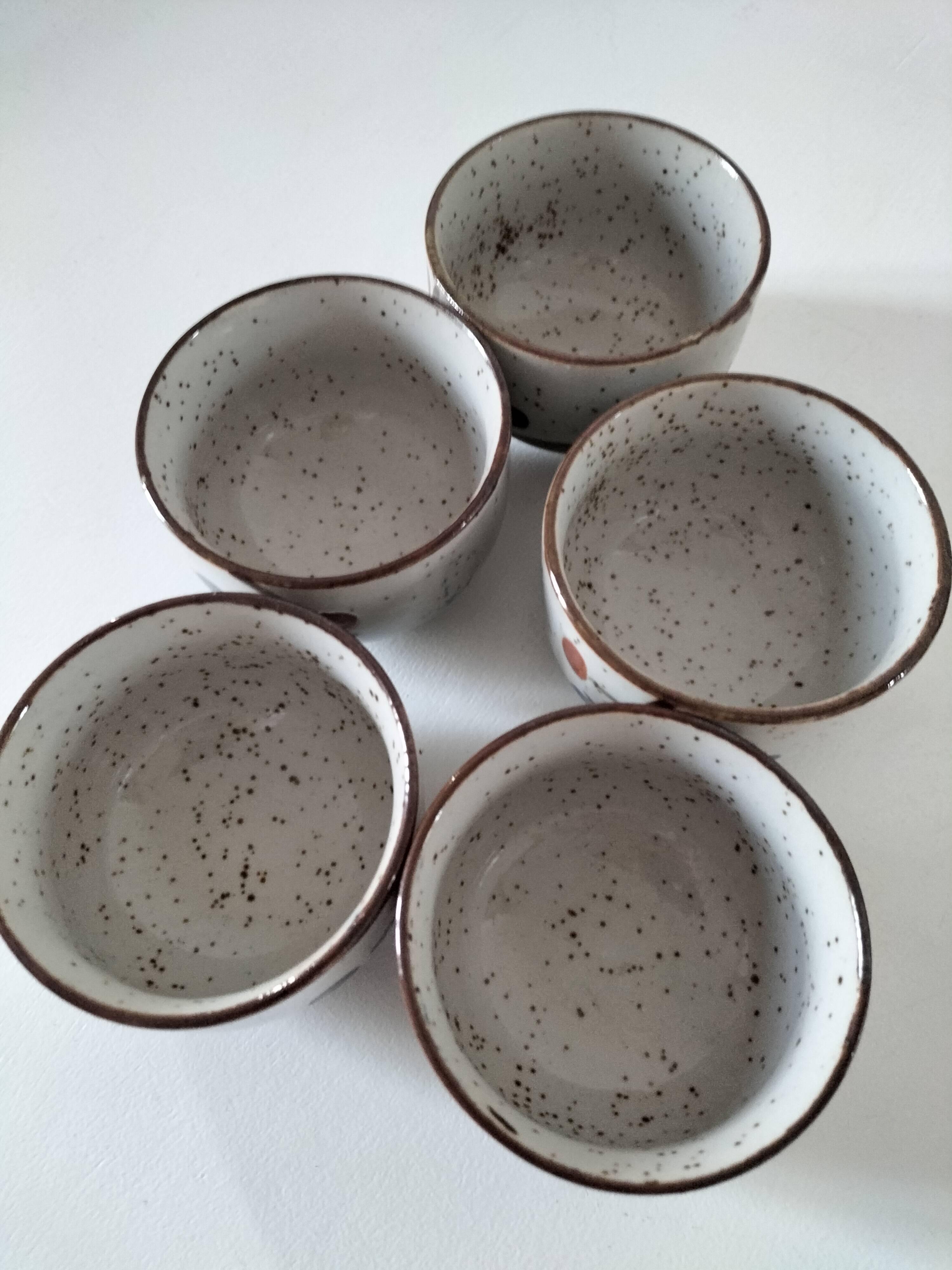 Japanese teapot and cups