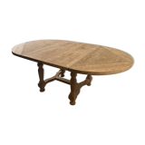 Extendable solid oak table