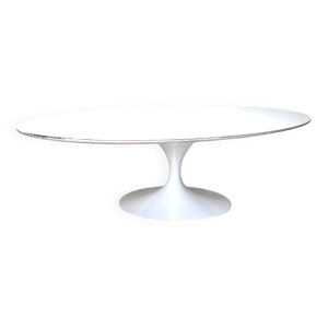 table basse d'Eero saarinen - knoll