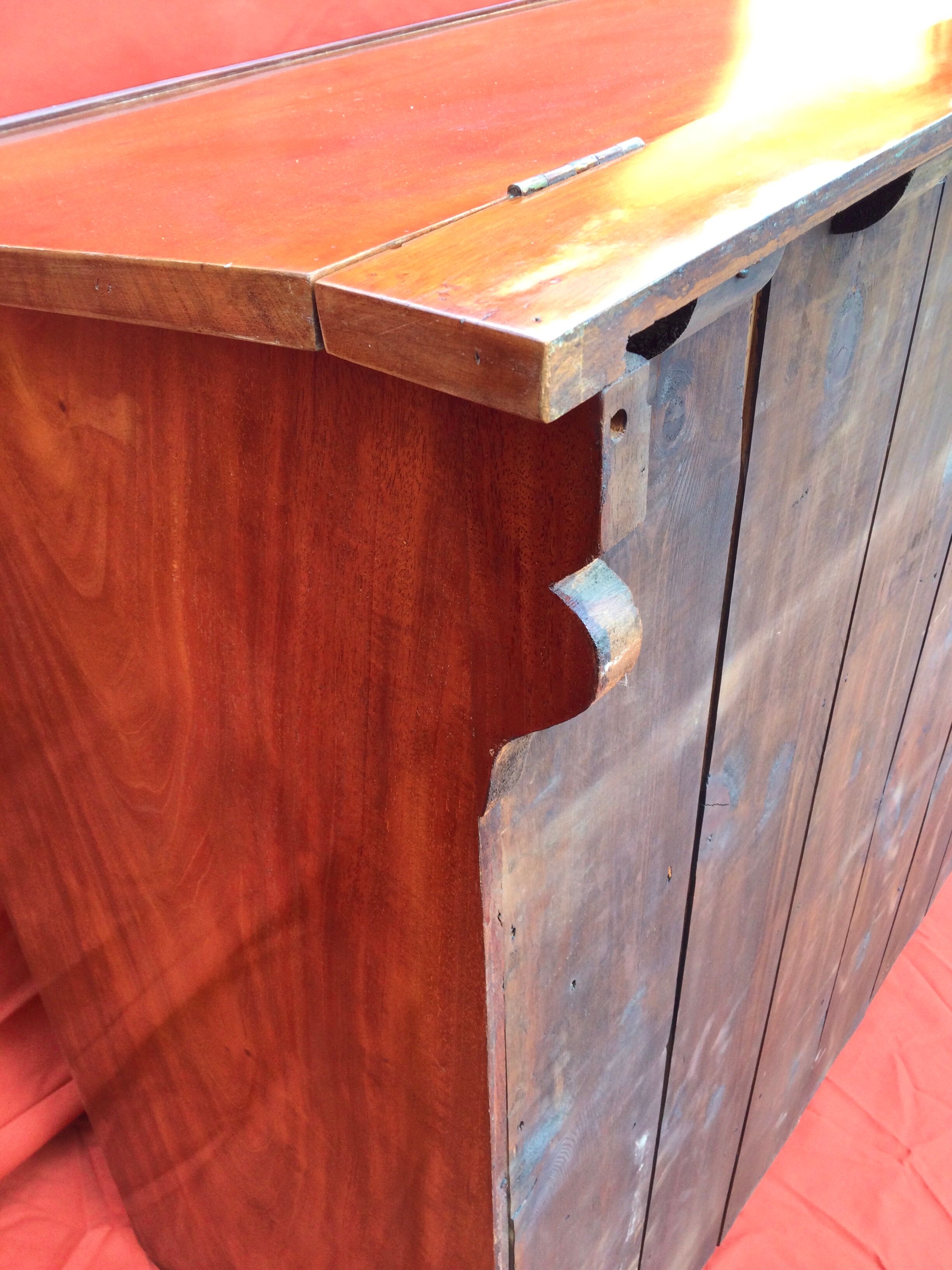 Cardboard maker forming mahogany writing