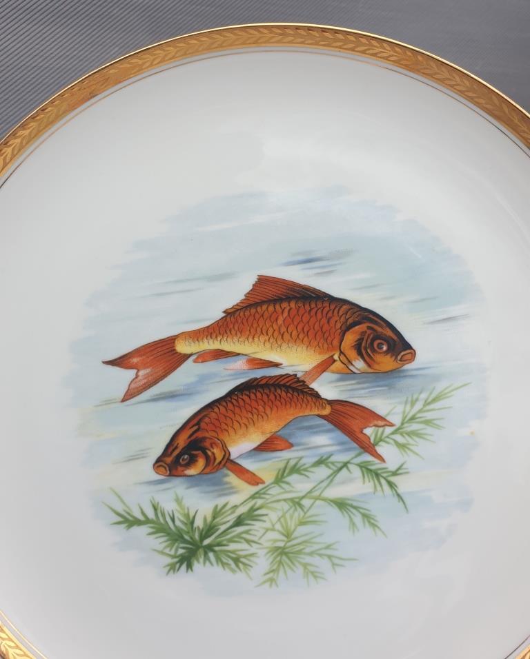 Set 12 plates porcelain fish edge laurel gold Bernardaud
