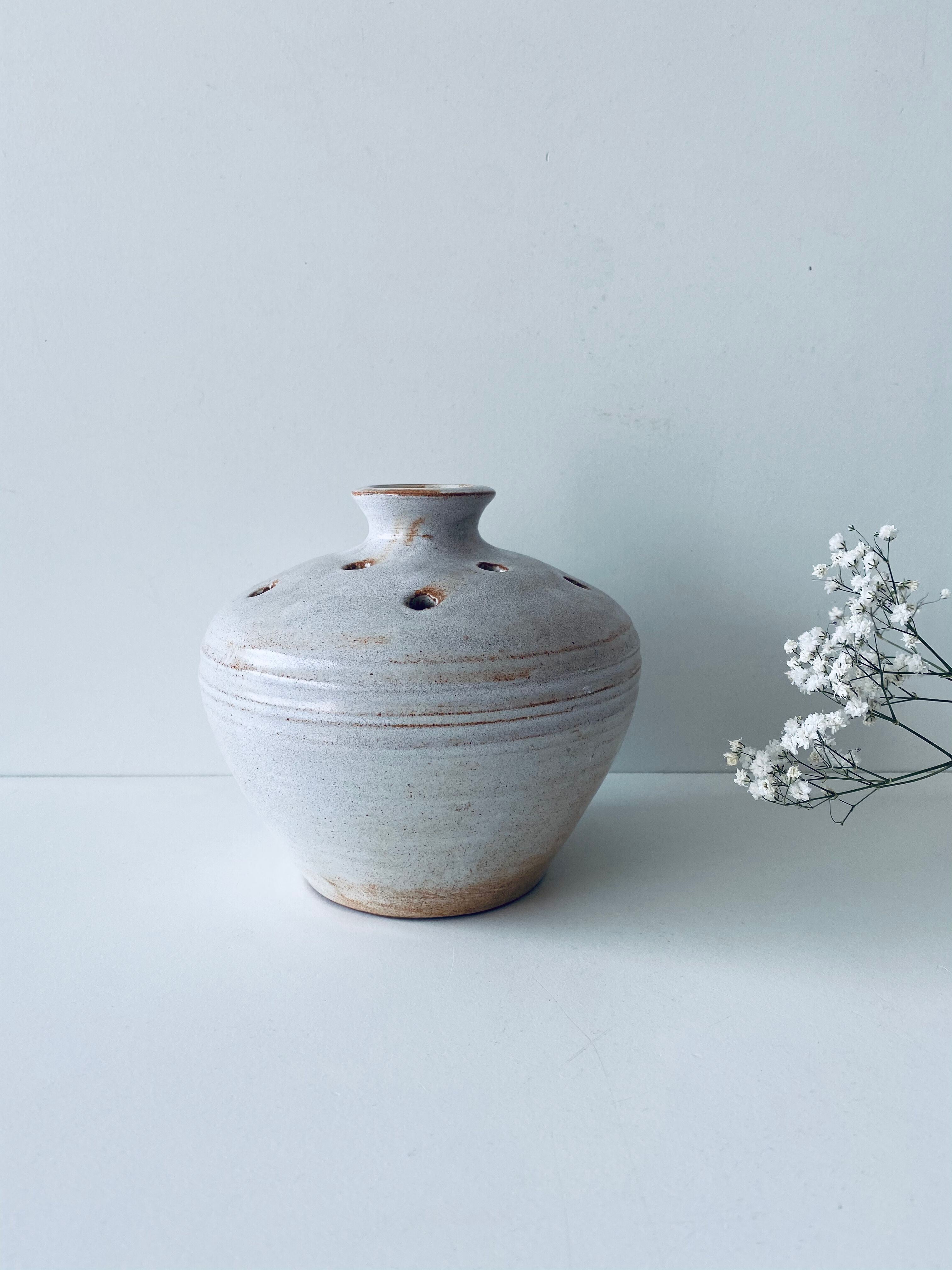 Vase flowers by Vallauris