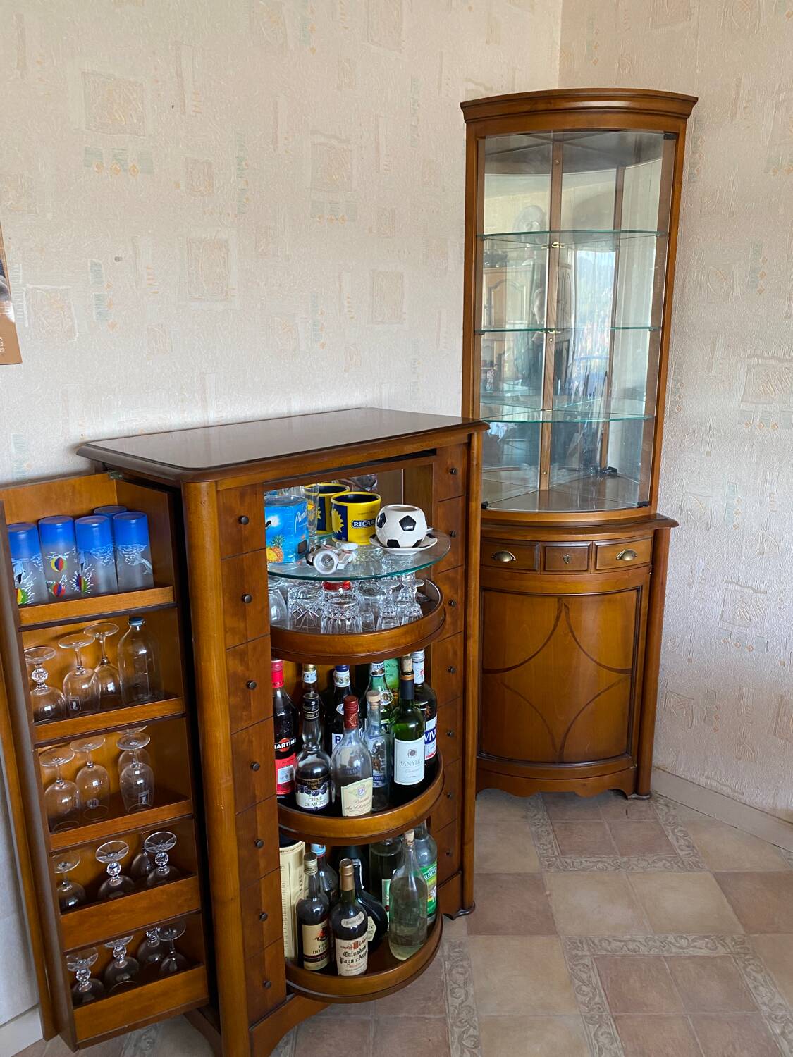 Set: bar and corner unit in solid cherry