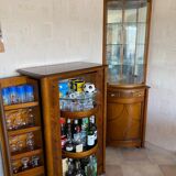 Ensemble : bar et meuble de coin en merisier massif