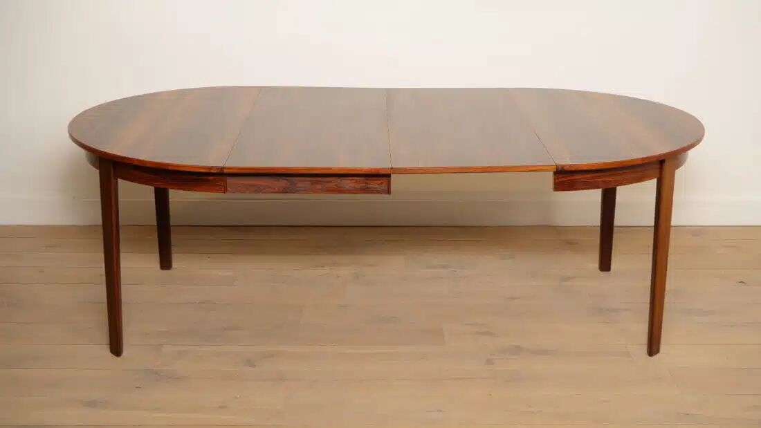 Vintage round dining table | extendable | Rosewood