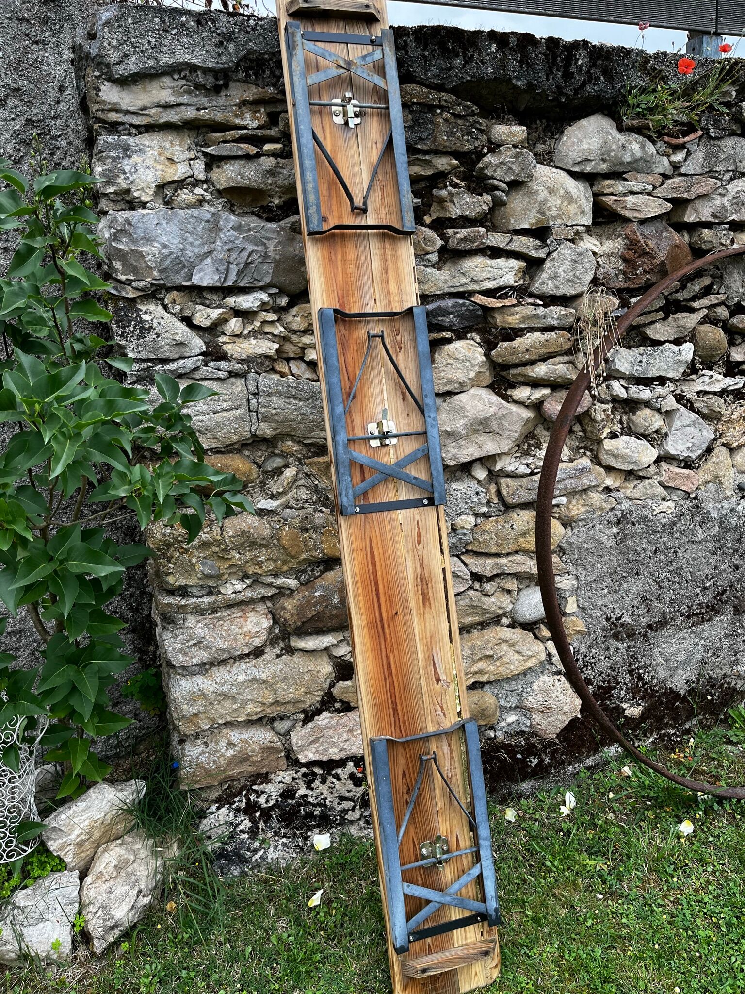 Guinguette table and benches