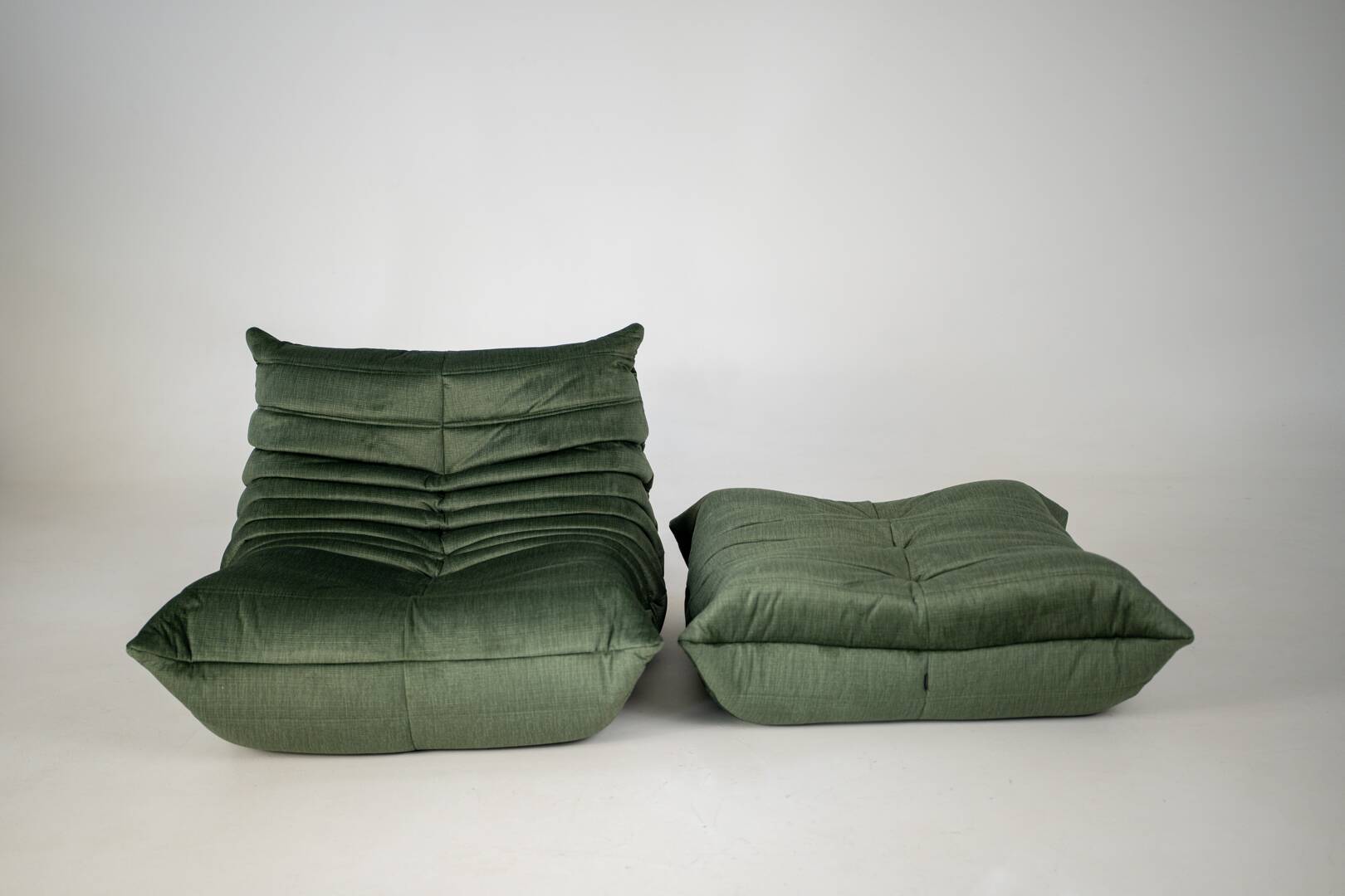 Togo set of armchair and pouf in moss velvet