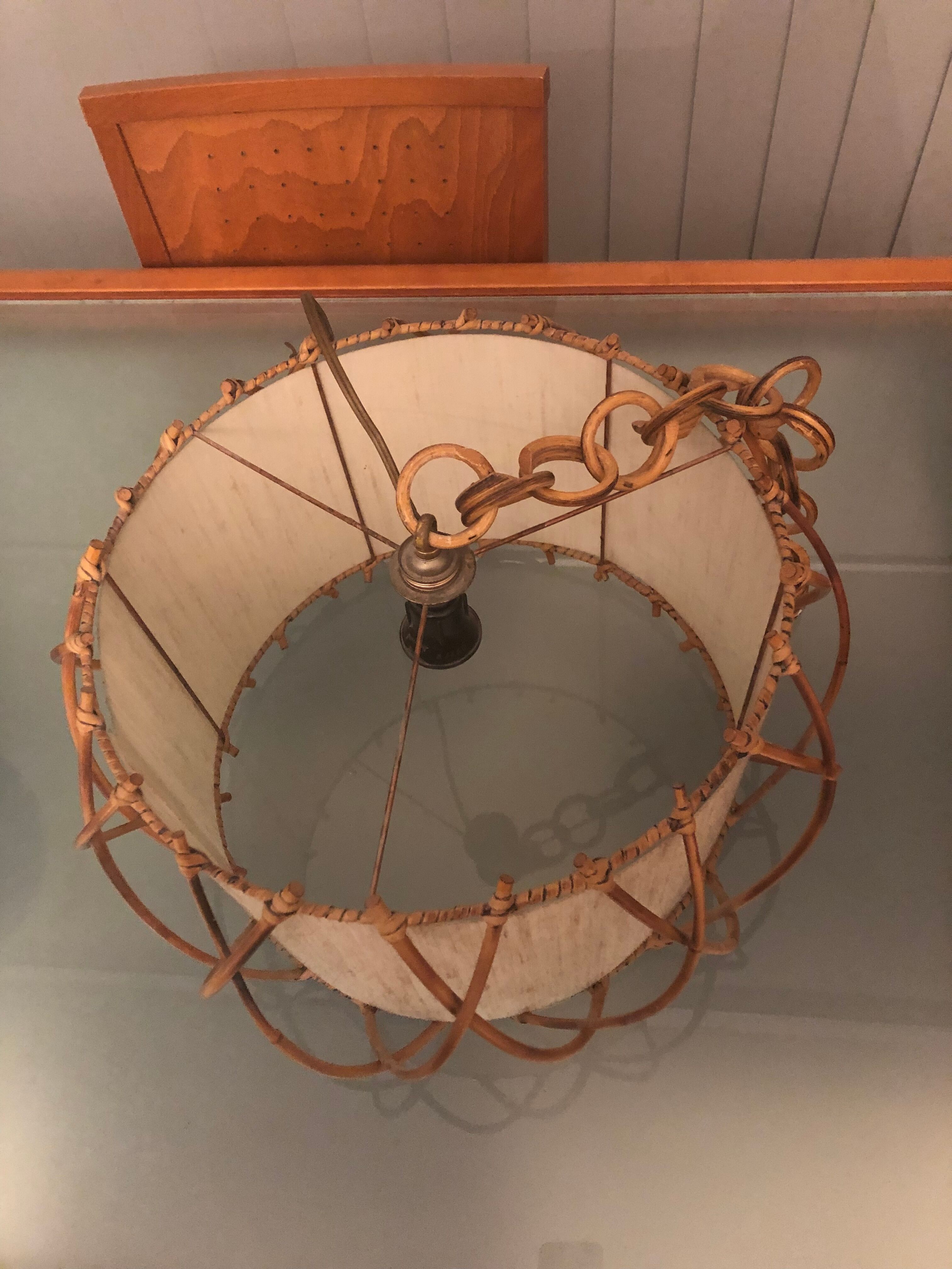 Vintage rattan suspension