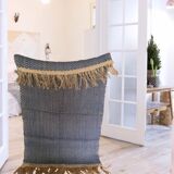 Hemp and wool woven carpet - 132x72cm