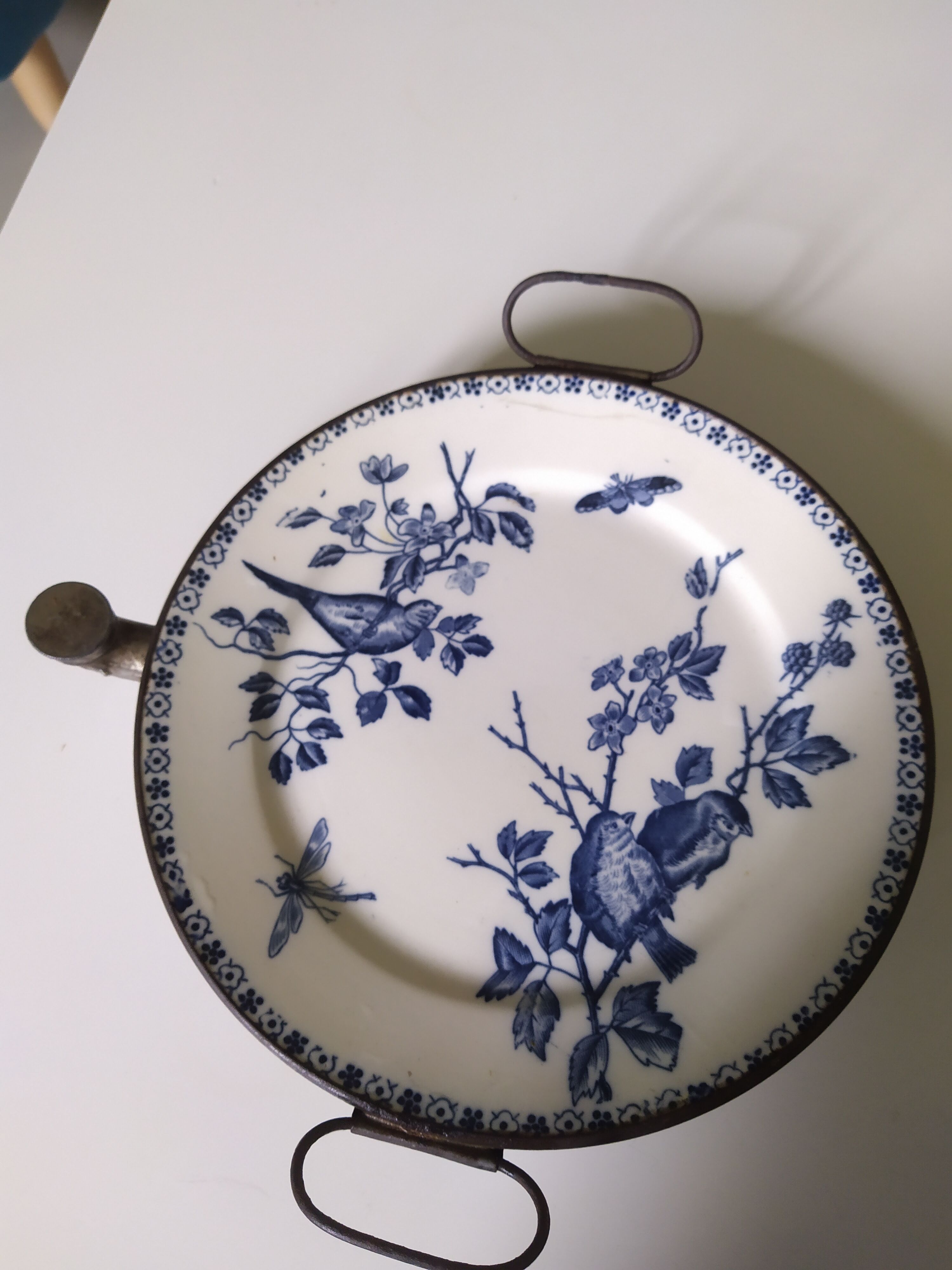 Assiette terre de fer
