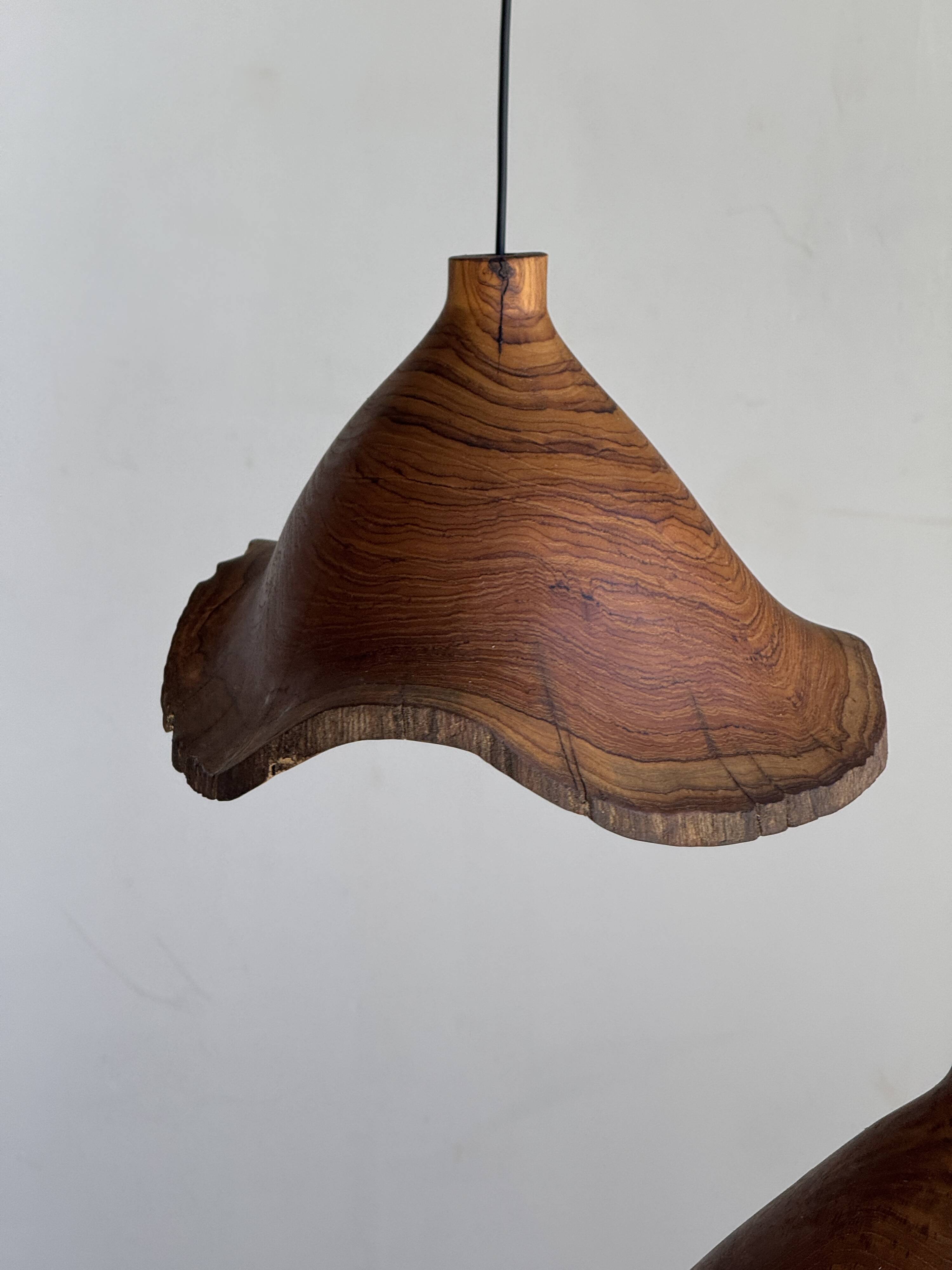 Small suspension in organic teak hat D30 H20