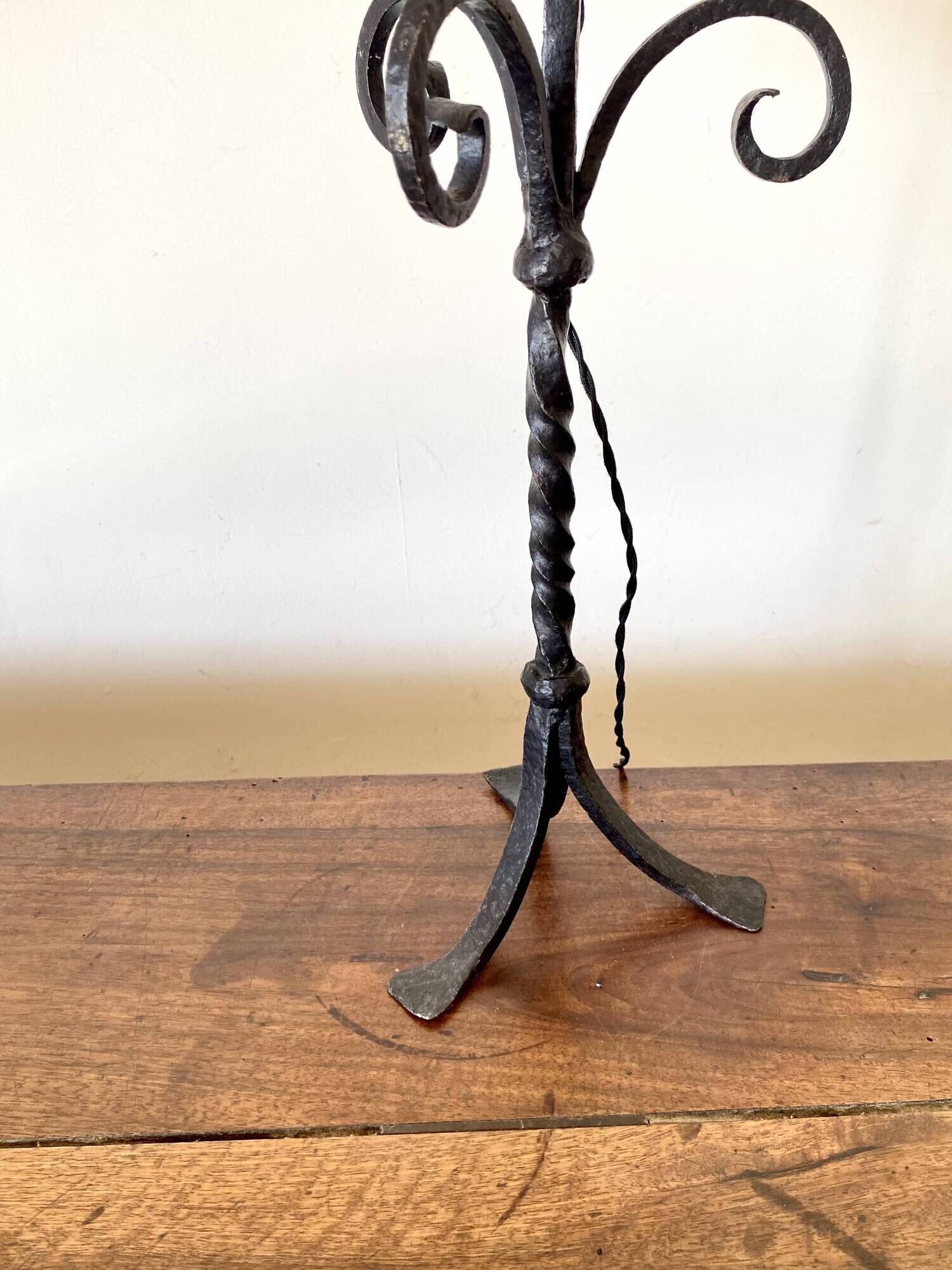 Wrought iron lamp, 2M fabric cable, conical lampshade