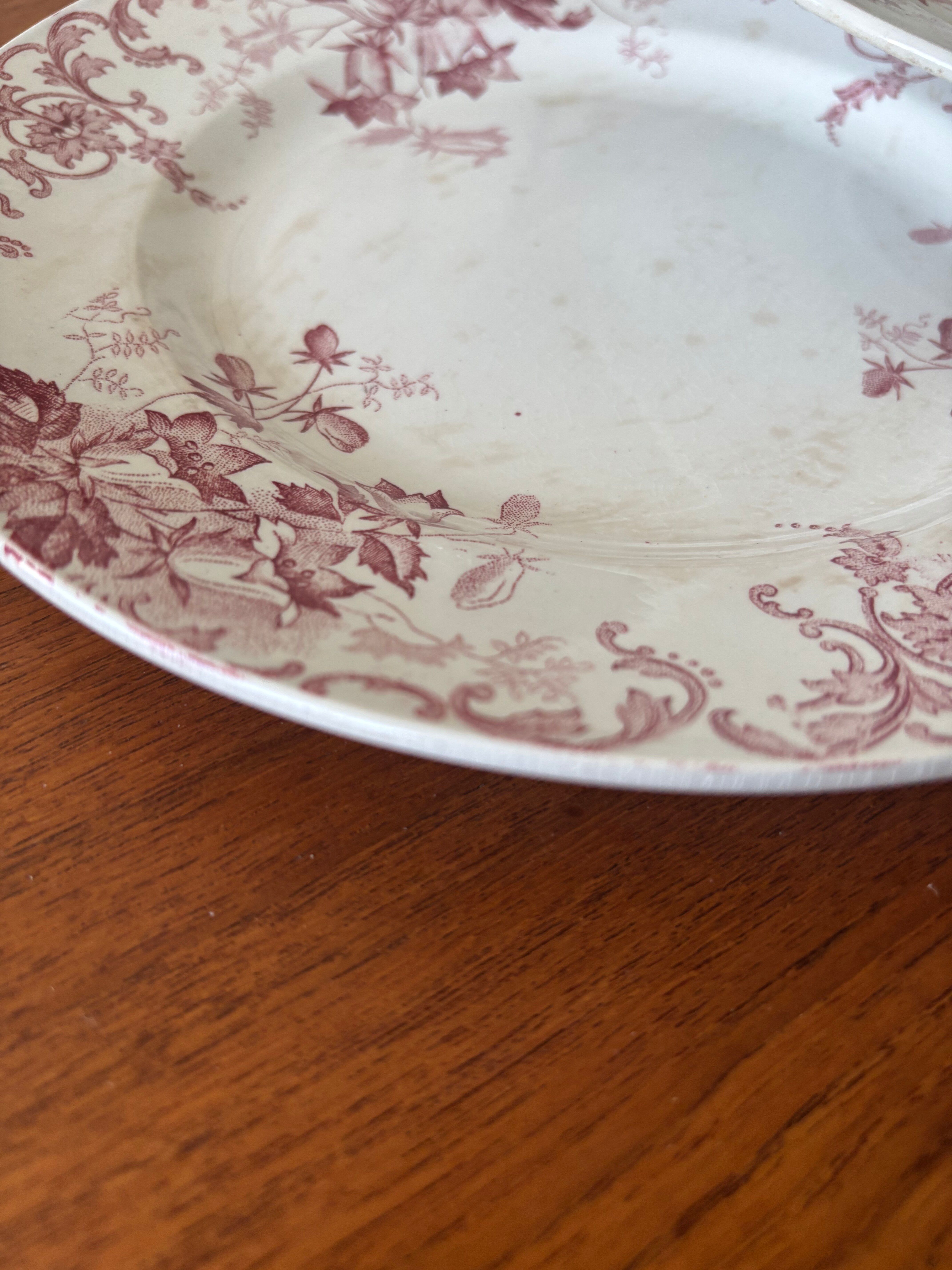 Set of 6 antique red Terre de Fer plates St Amand Hamage model