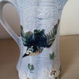 Antique pitcher in slipware, St-Clément.