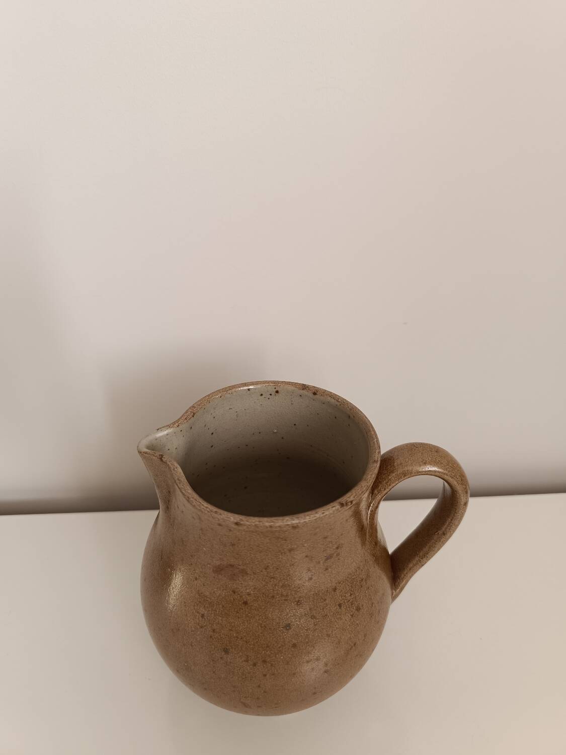 Pichet broc carafe en grès pyrite vintage