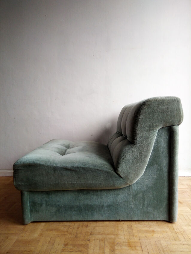 Canapé modulable en velours vert amande 1970