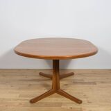 Mid-century round extendable teak dining table from McIntosh, United Kingdom, 1960s