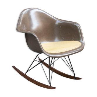 Rocking-chair Seal Brown de Charles & Ray Eames - Herman Miller