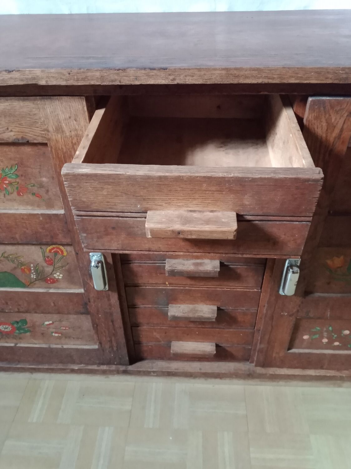 Antique craft furniture