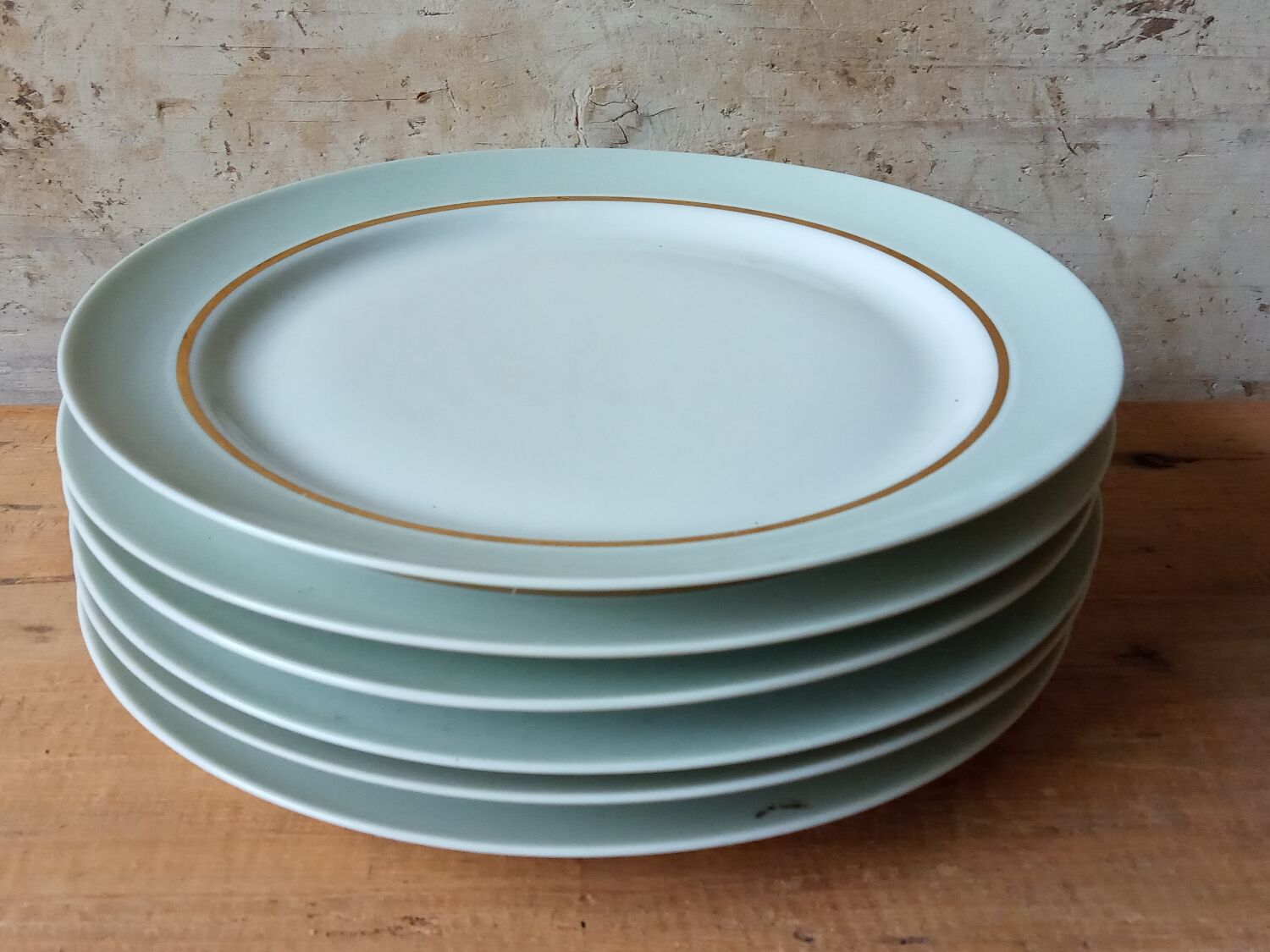 POP-UP CHRISTMAS Six porcelain plates from Limoges