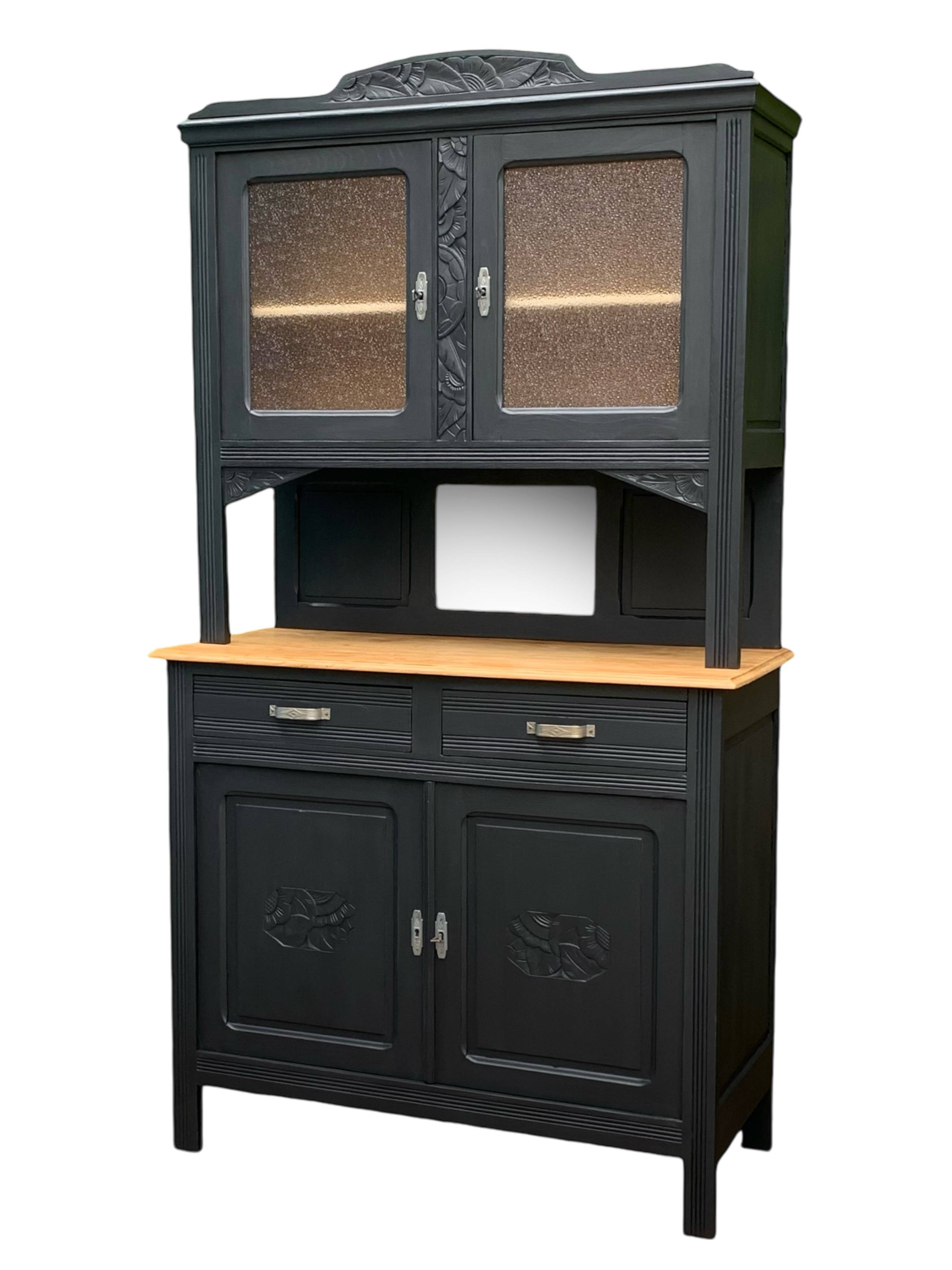 Parisian art deco buffet in solid walnut 1930