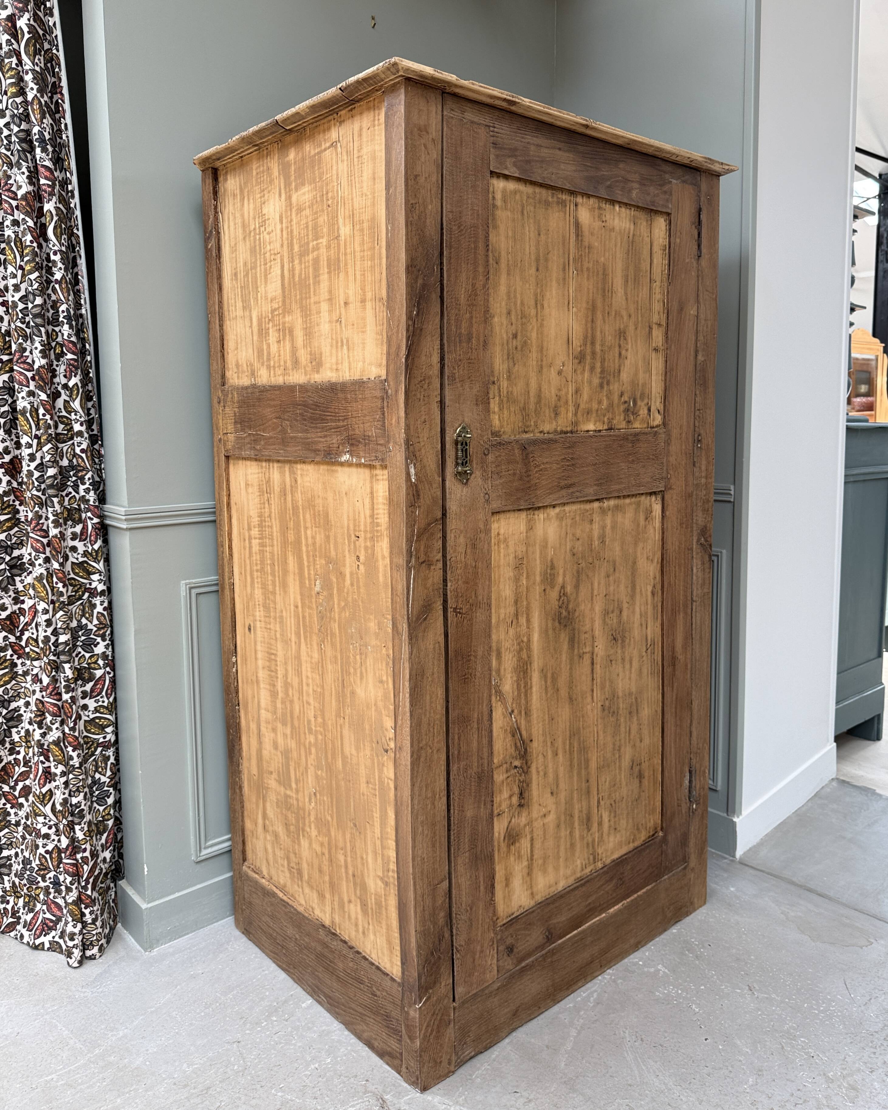 Old country bonnetière (renovated)