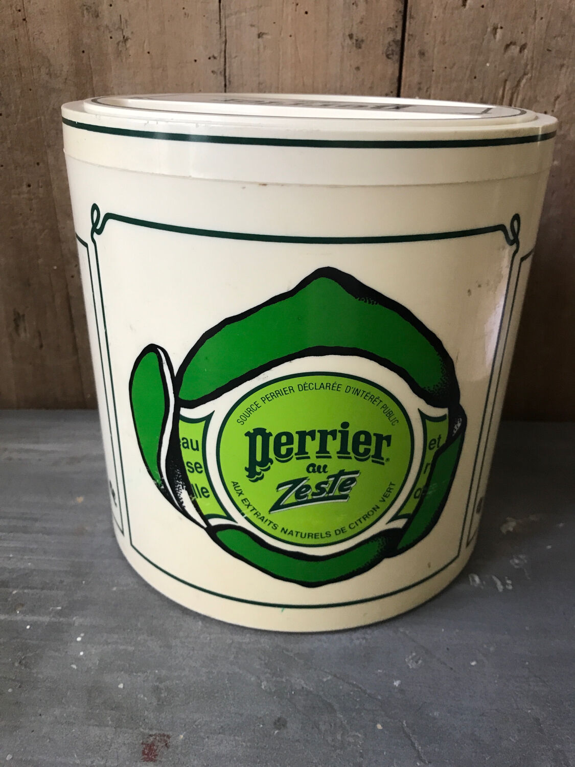 Bac à glaçons vintage Perrier