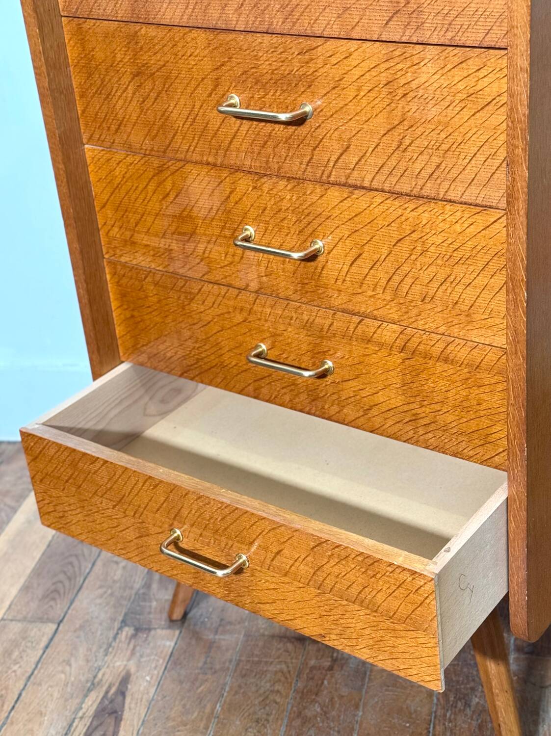 Vintage chiffonier with compass feet -