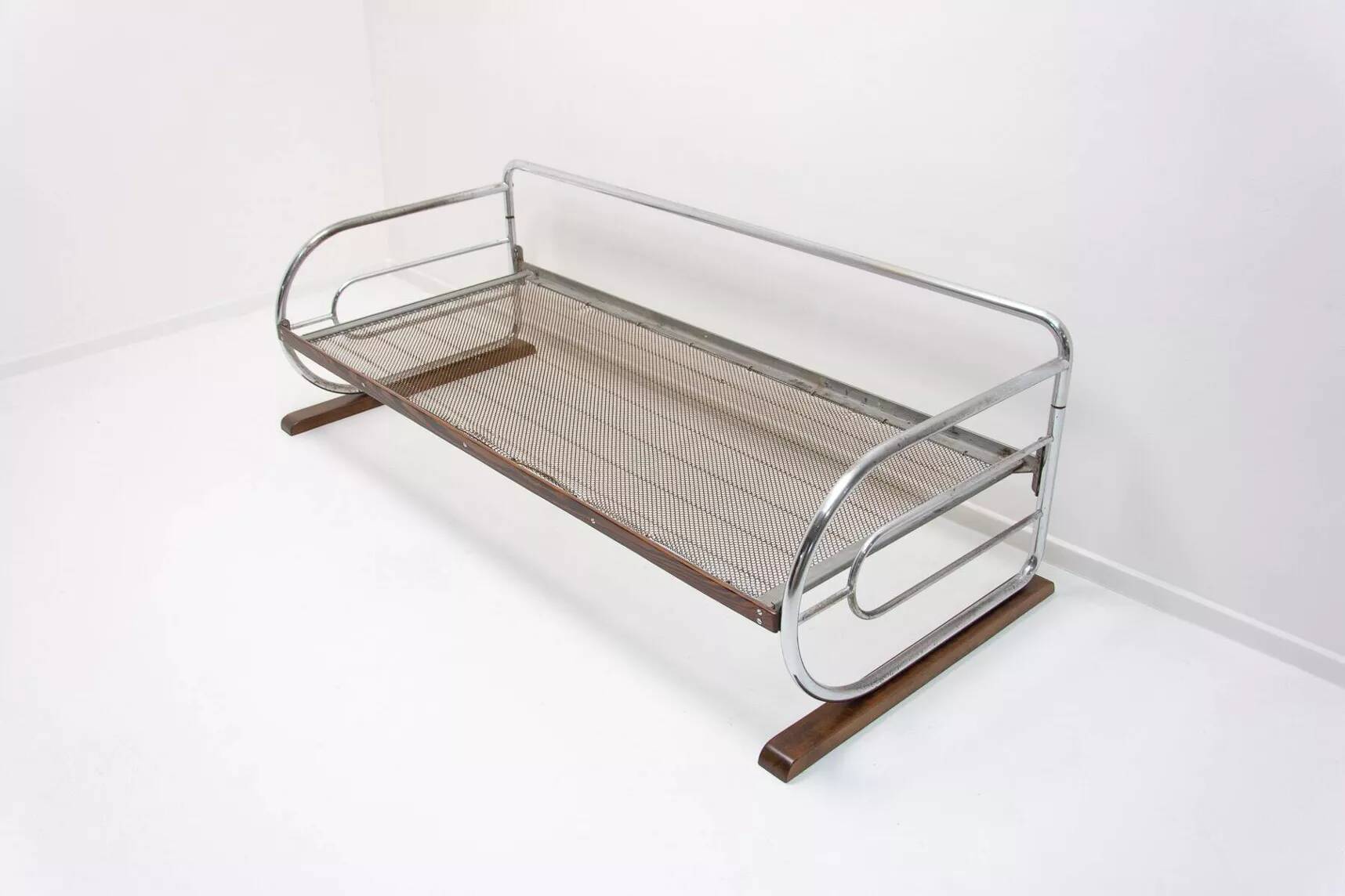 Chrome Bauhaus Sofa by Hynek Gottwald, Bohemia, 1930s