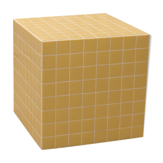 Medium cube side table
