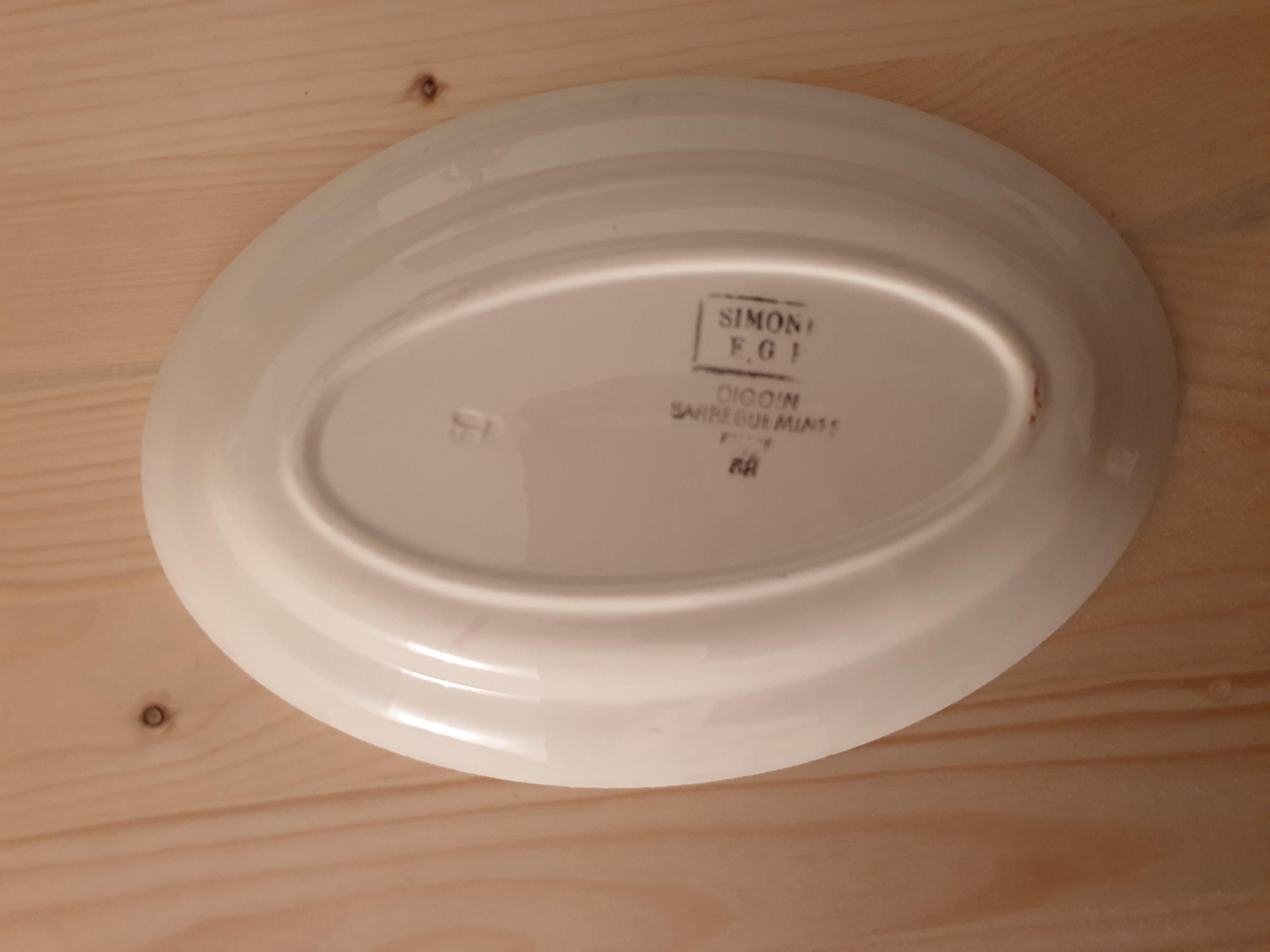 Digoin Sarreguemines serving dish