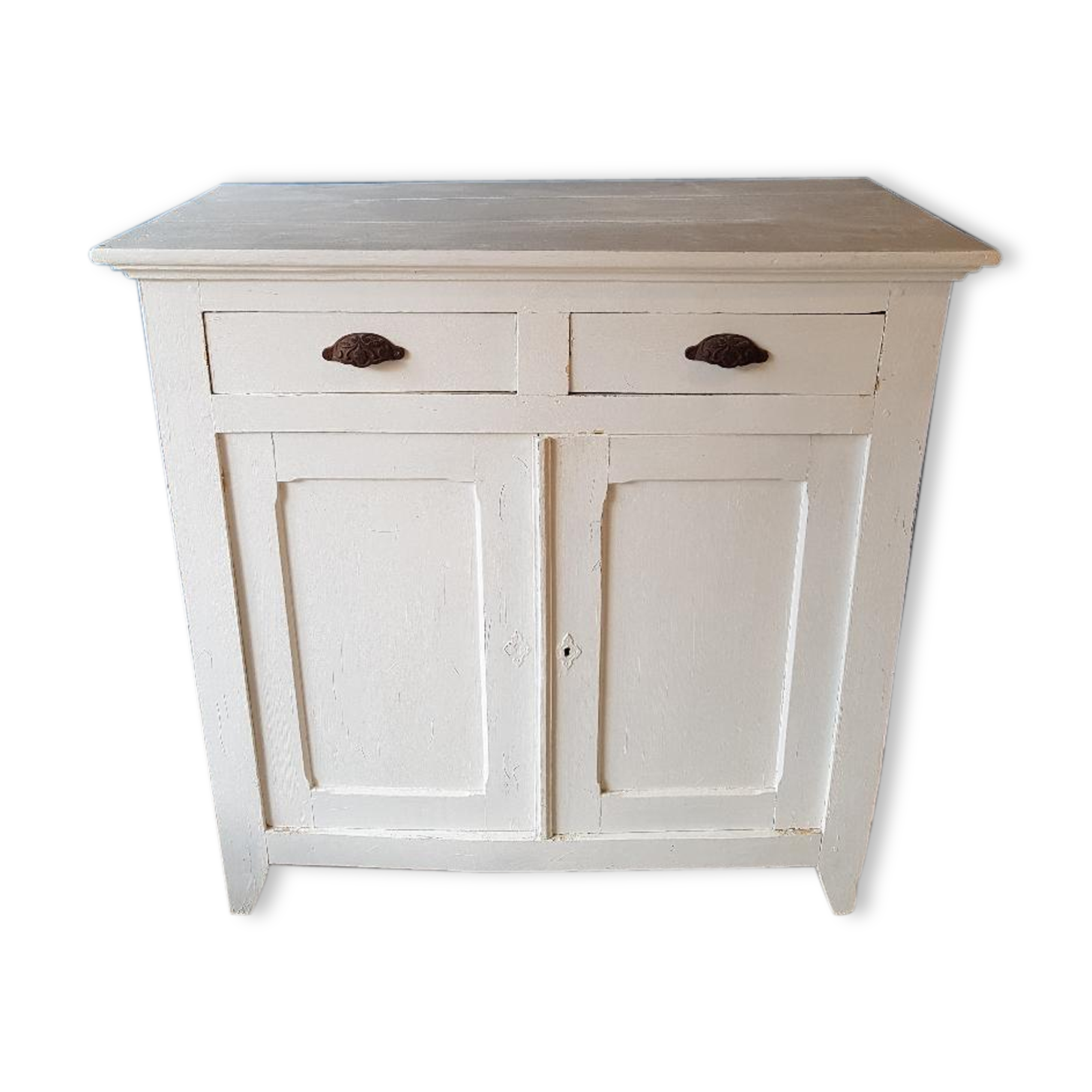 Former parisian buffet white