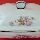 Porcelain vegetable with floral decoration