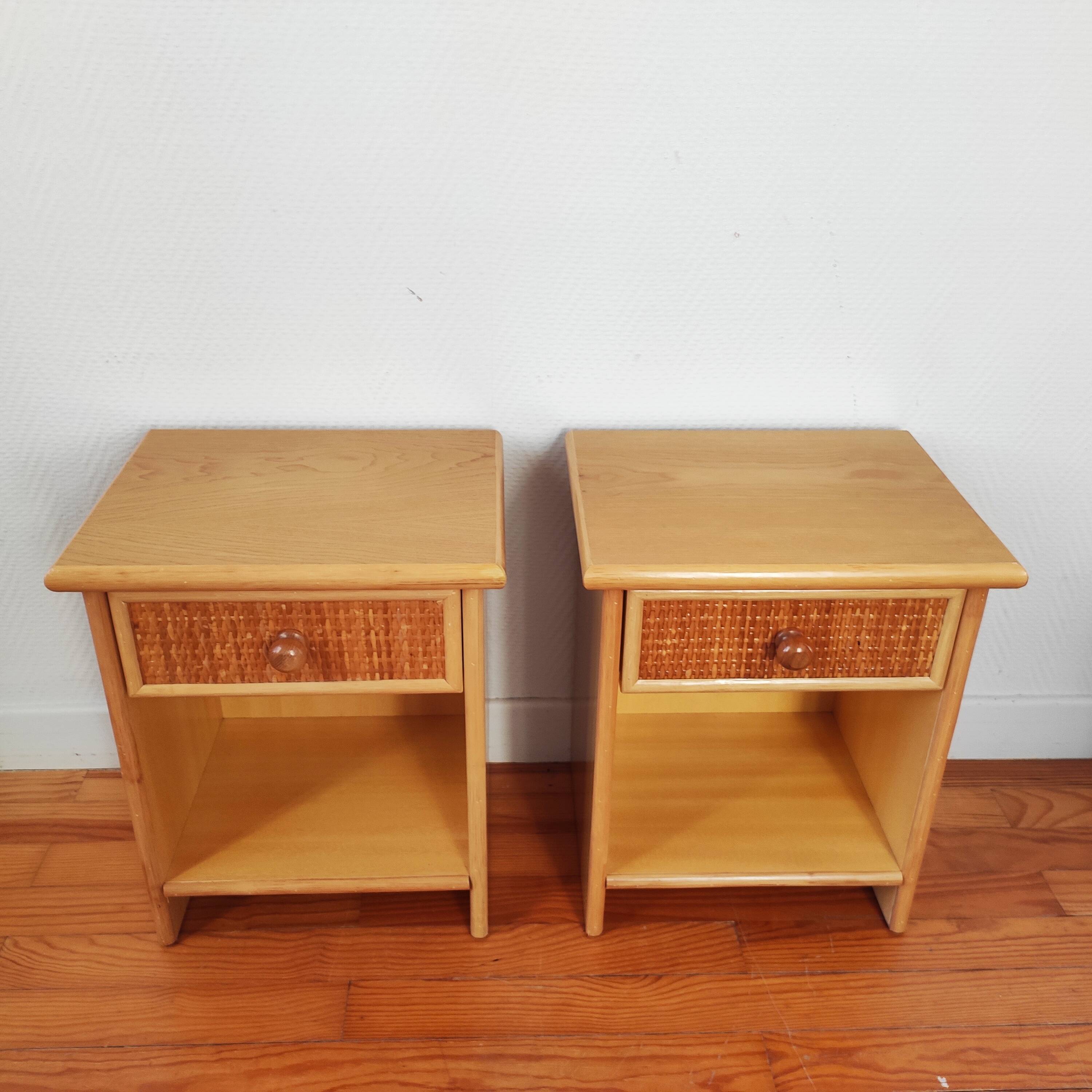 Pair of vintage bedside tables in wood and rattan.