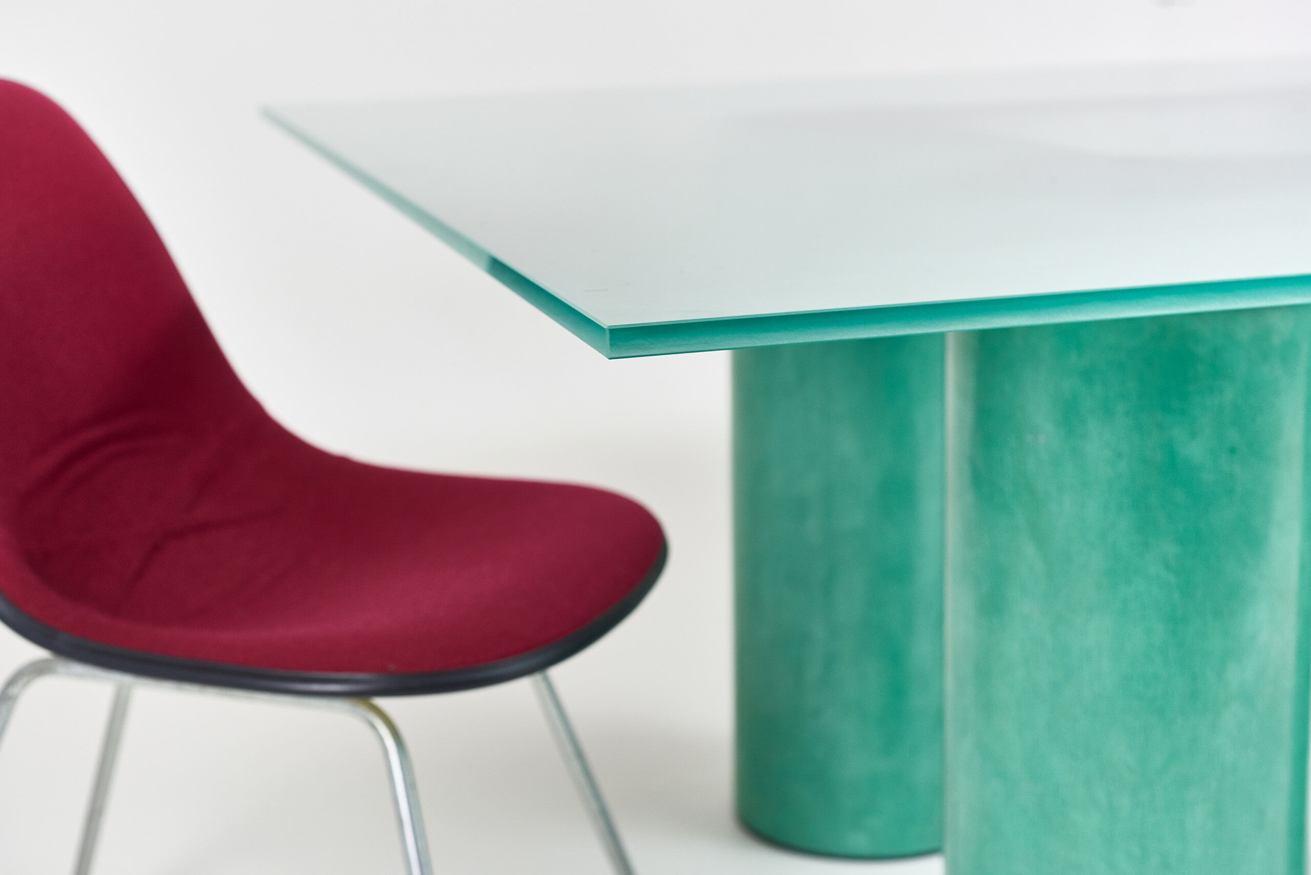 Table "Serenissimo", David Law, Lella and Massimo Vignelli for Acerbis. Italy, 80s