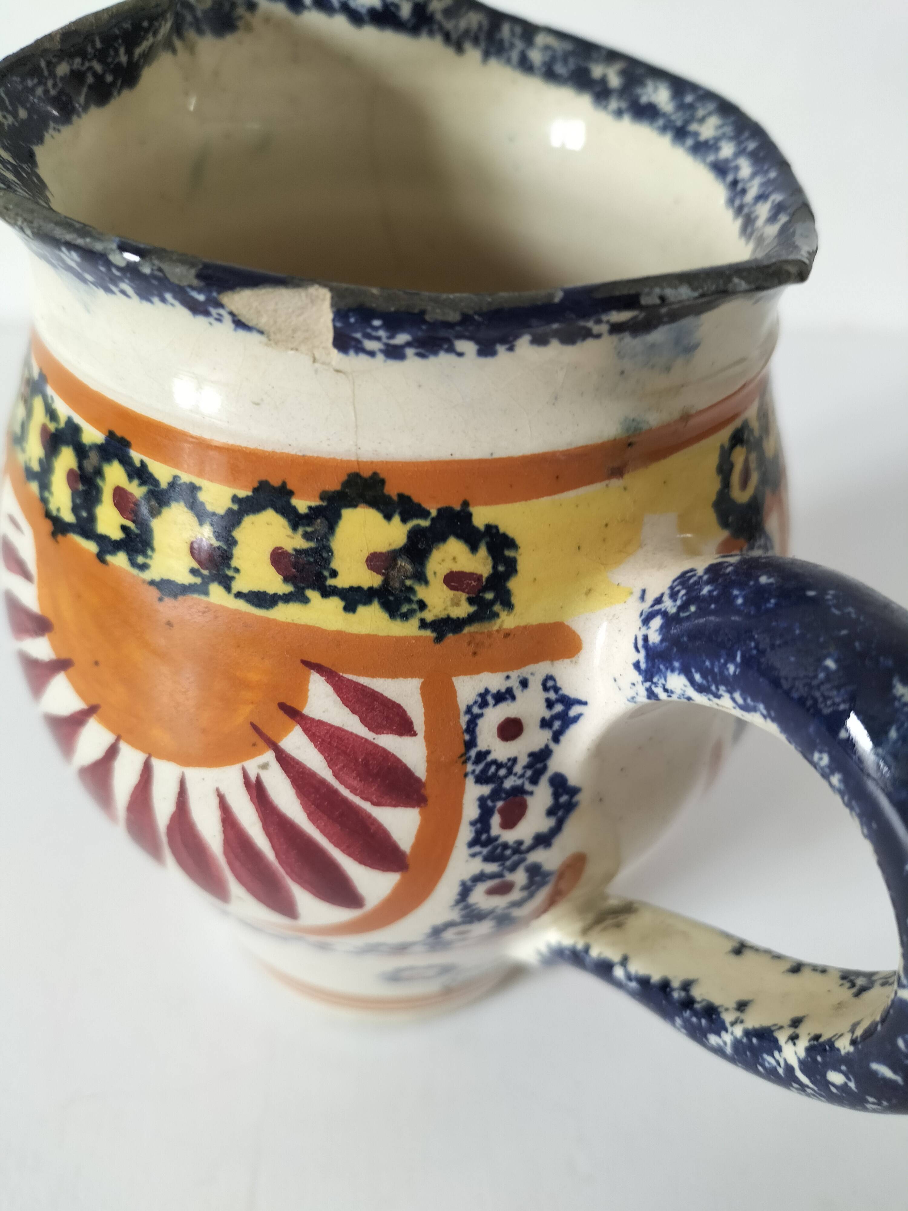 Breton pitcher Henriot Quimper Breton decoration no. 139 circa 1925-1935