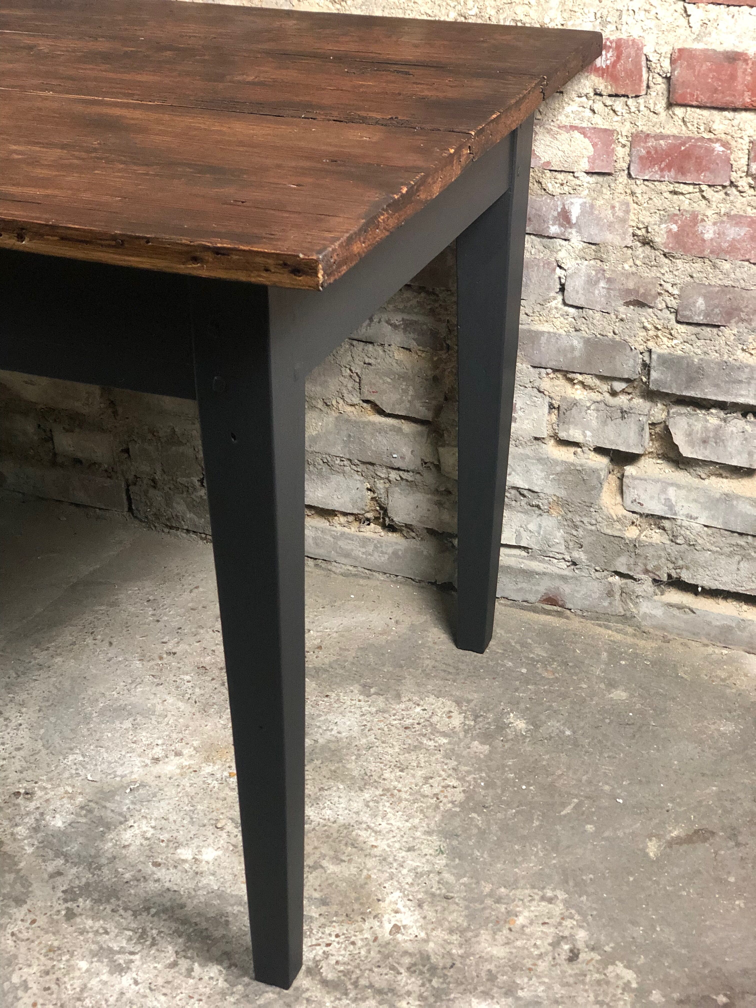 Farm table in pitchpin and pine late XIX