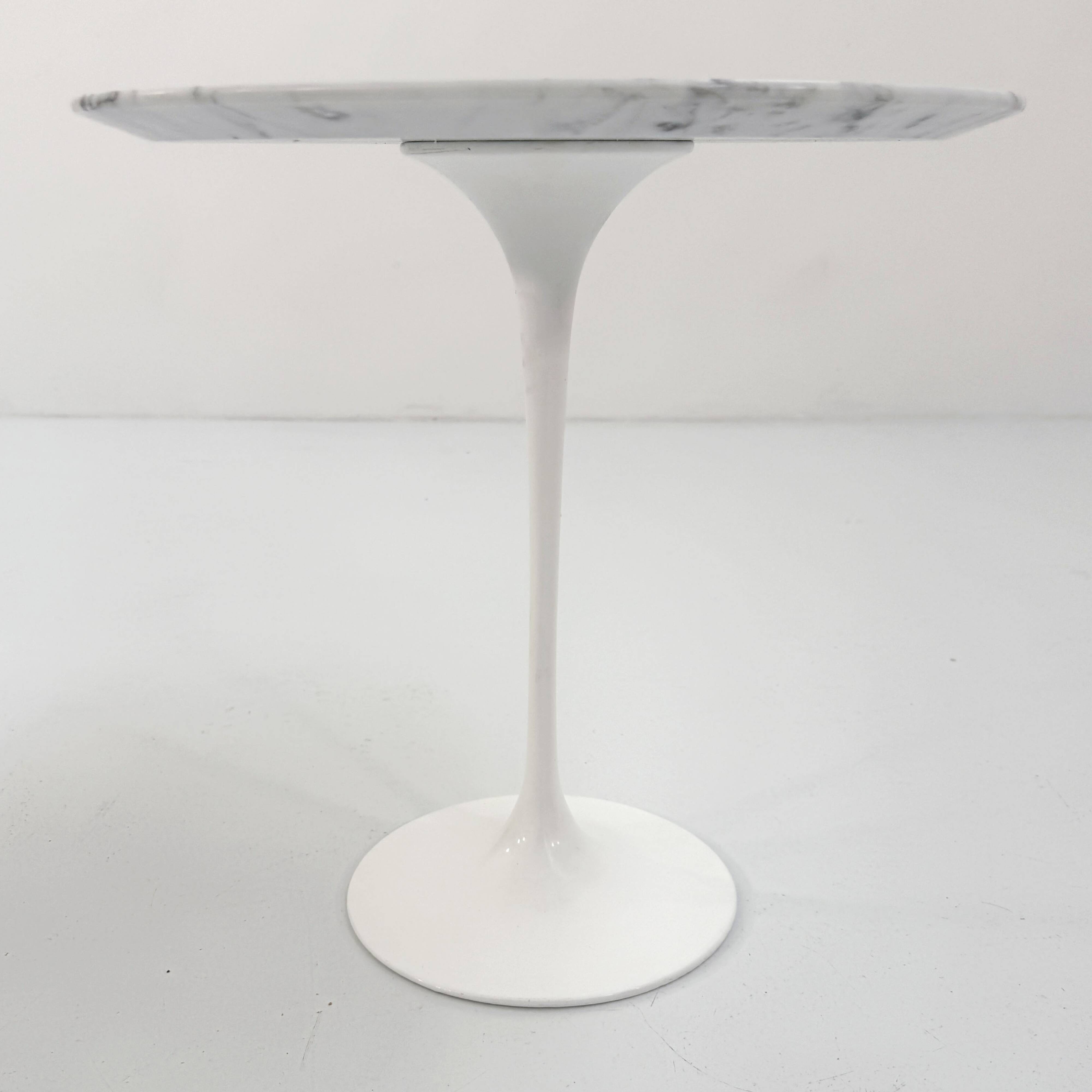 Tulip marble side table by Eero Saarinen for Knoll, 1970