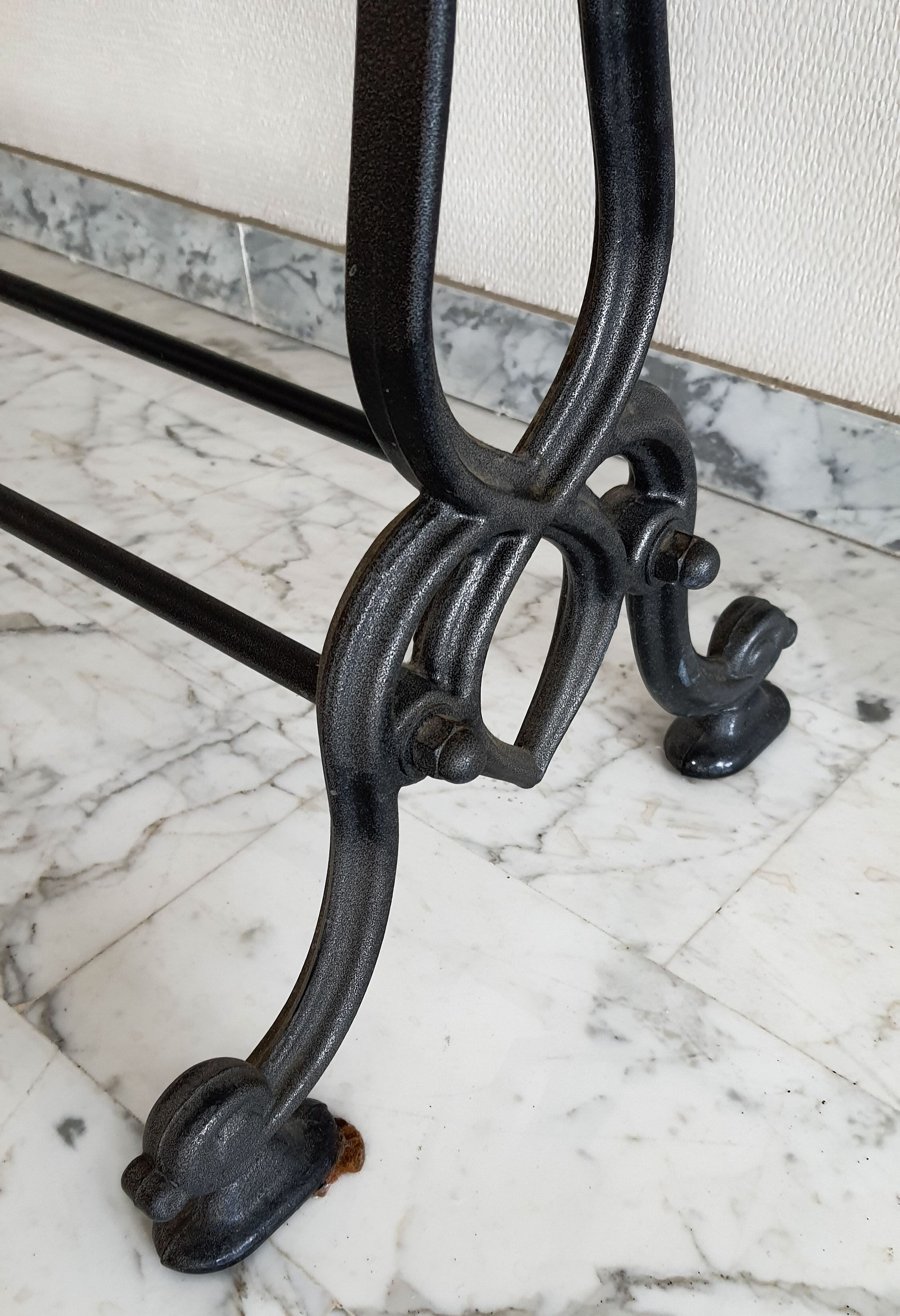 Bistro table white marble 4 pers