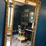 Miroir XIXème à parcloses en stuc doré 100 x 175 cm